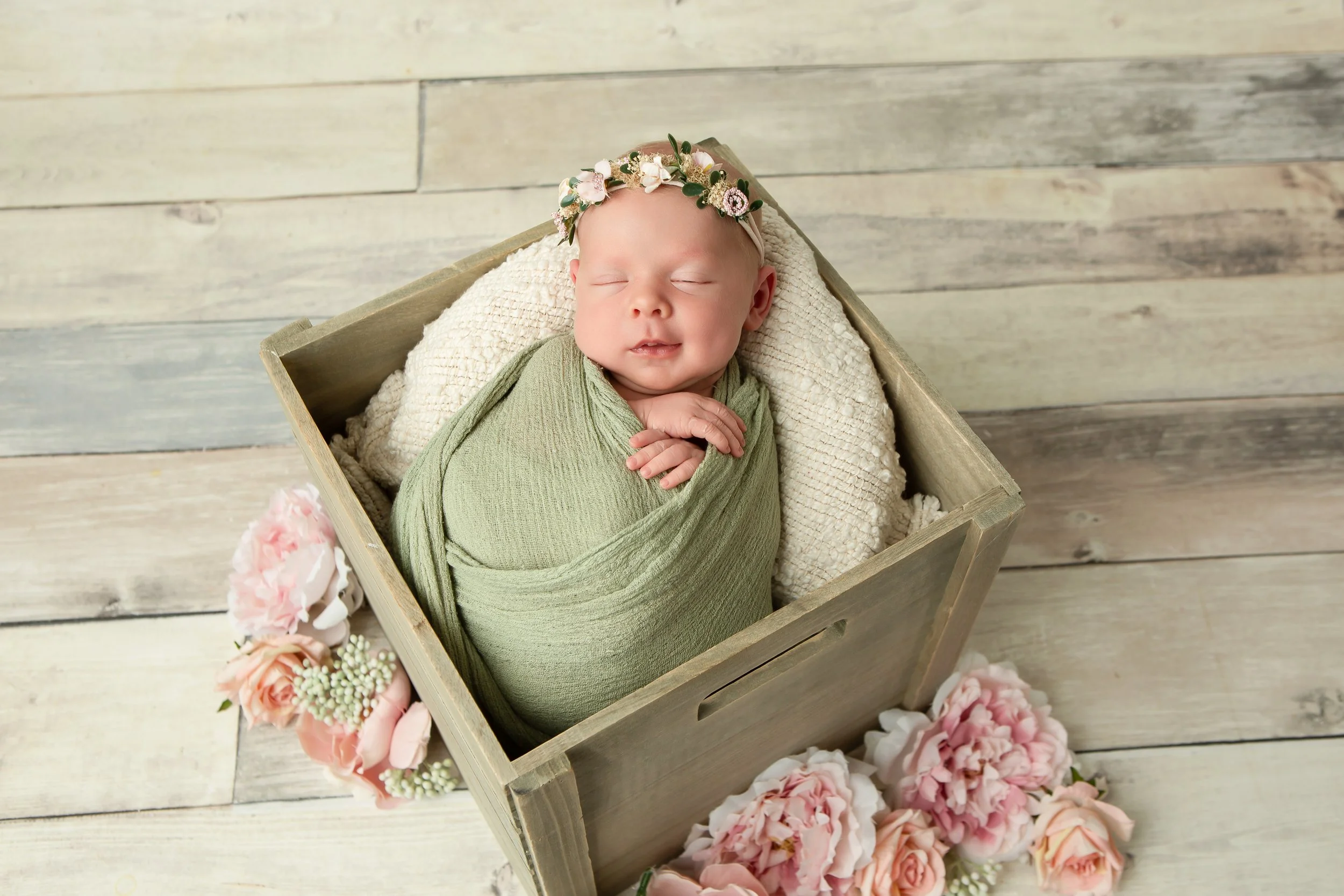 North Vancouver Posed Newborn Photography (6).jpg