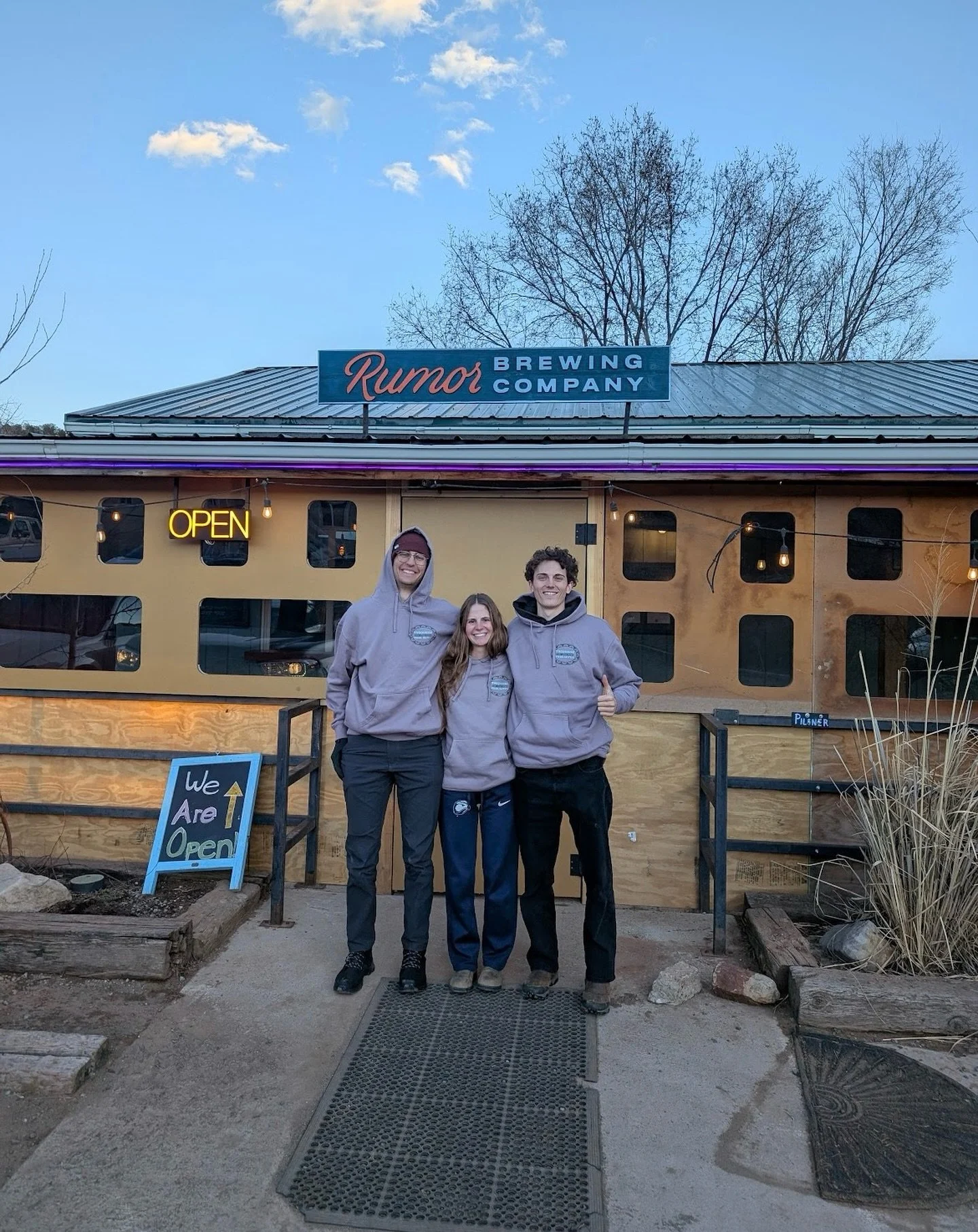 Great beer brings people together, but our community is the real reason we do what we do. 
💛 Thank you all for being the heart of Rumor Brewing!

_
#CedarCrestNM #RumorBrewing #NMBeer #NMEats #EastMountains