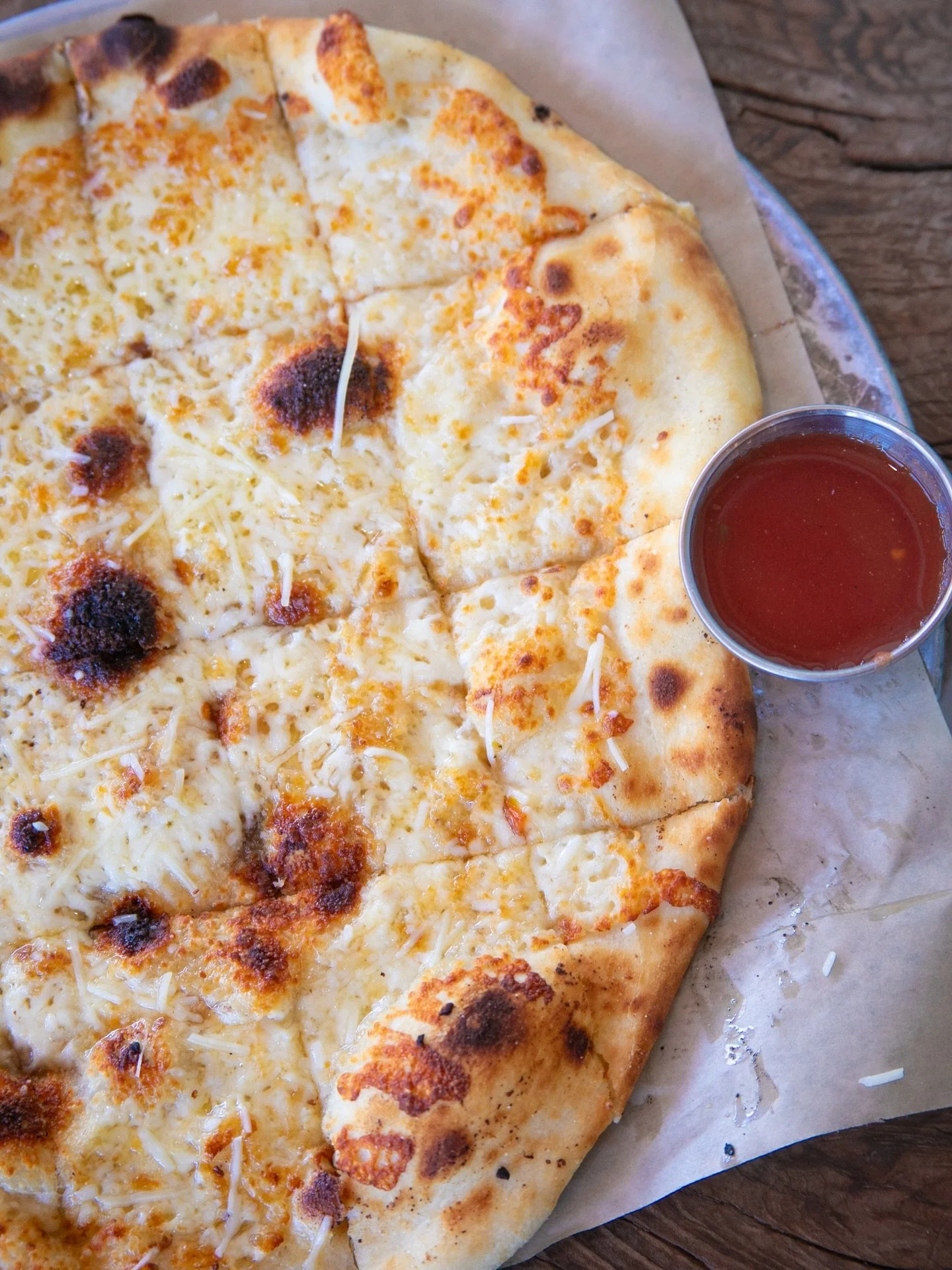 🤫 Secret Menu Item
Ask your server for our cheesy garlic bites! They are crispy, melty, &amp; made to be paired with your favorite pint!
_
#CedarCrestNM #RumorBrewing #NMBeer #NMEats #EastMountains