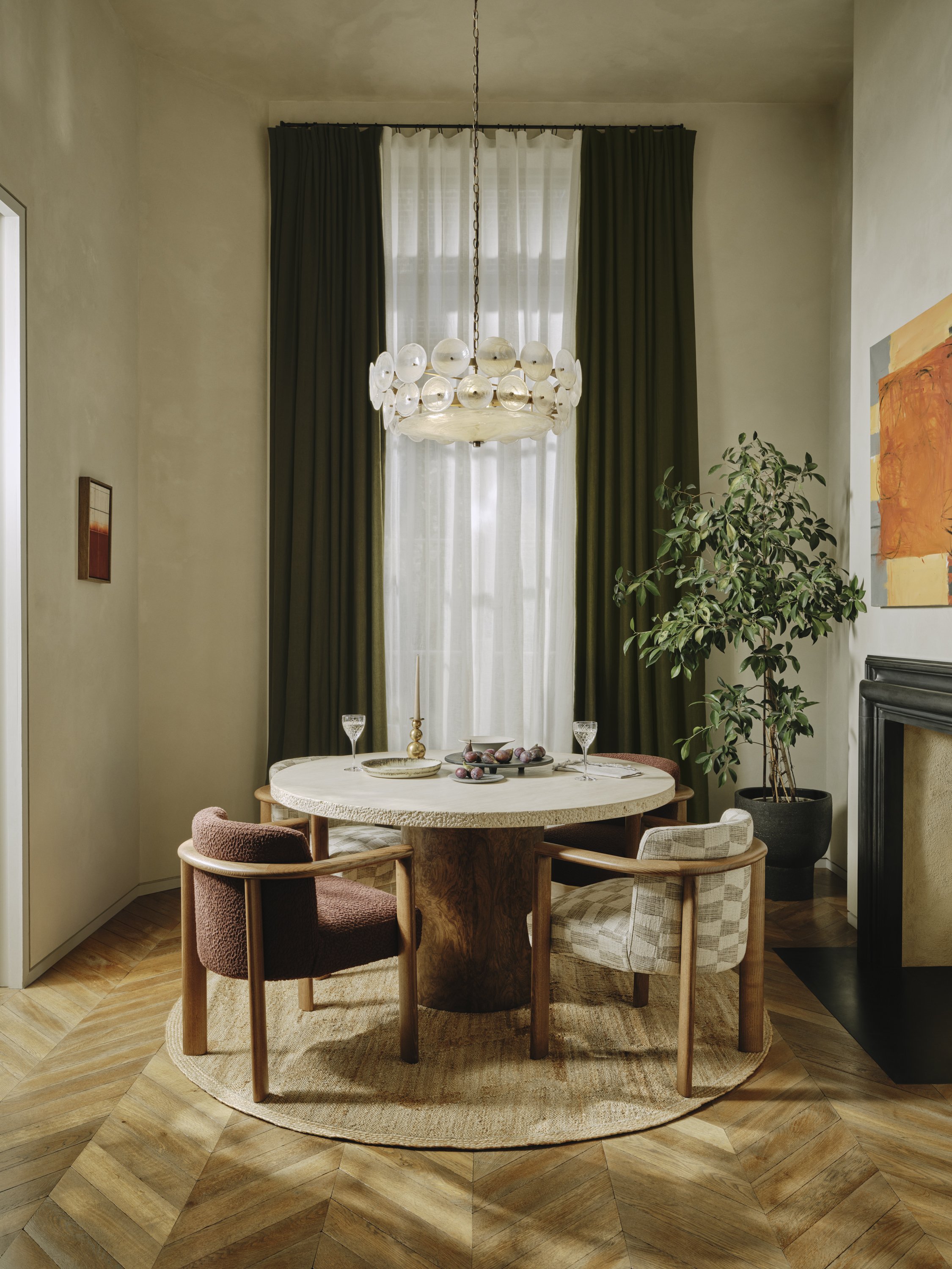 25-11-27-Soho-Home-SS25-Modern-Comfy-Shot-8-Ramsey-402_ef_V1.jpg