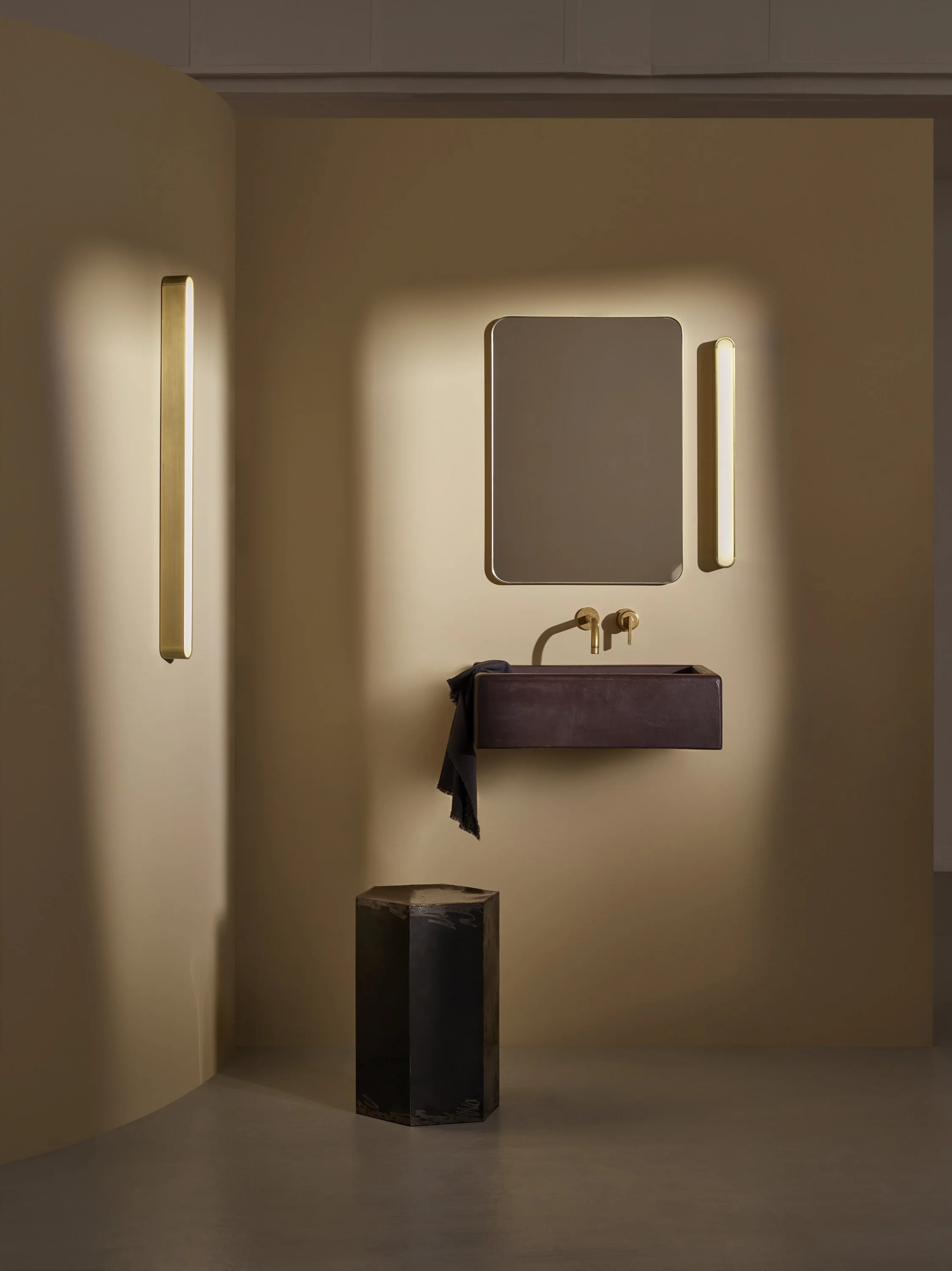 Shot12-Atticus_Bathroom_Light_2025-10-1-ASTRO81792_ef_V1.jpg