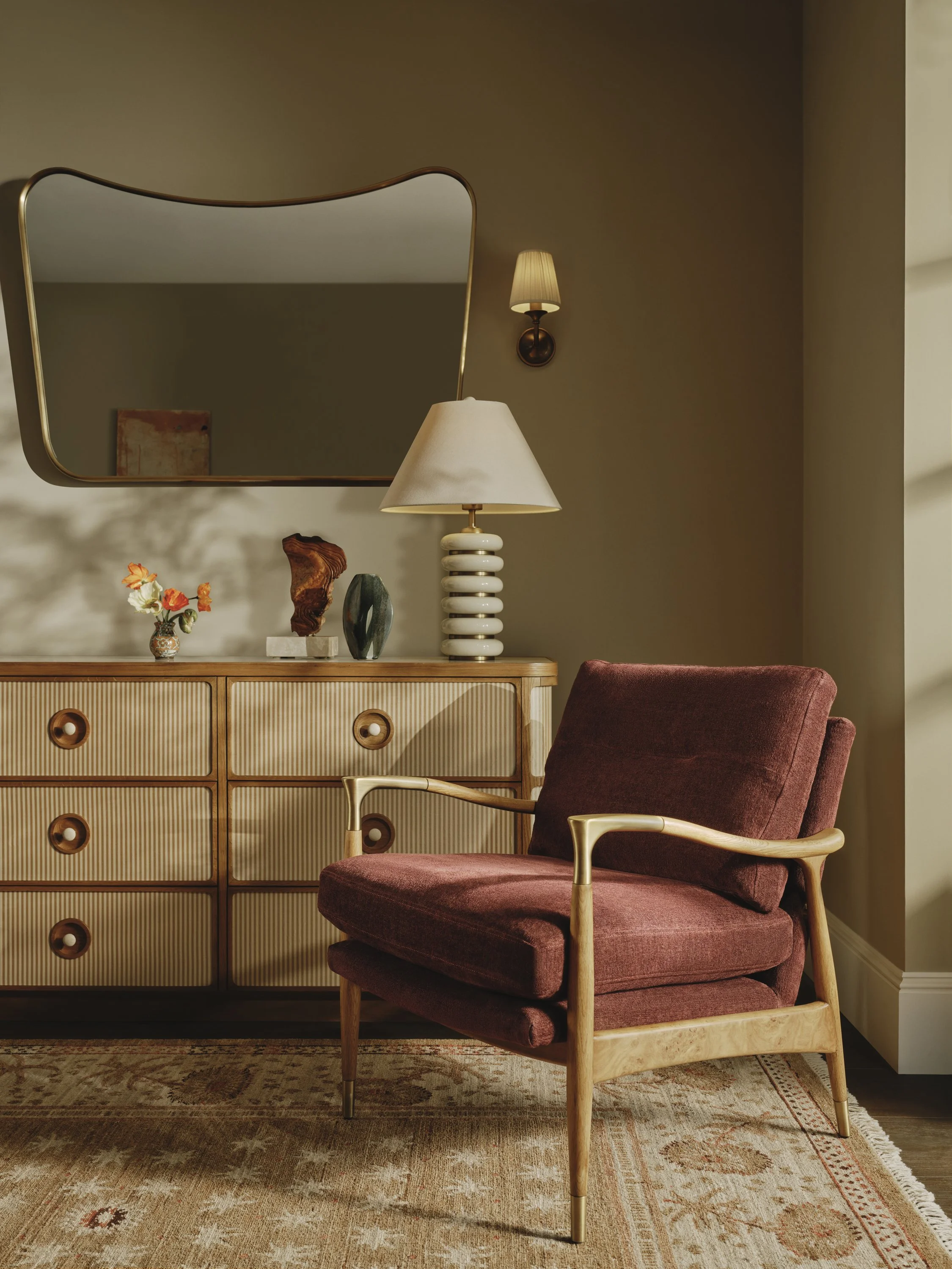 25-11-27-Soho-Home-SS25-Modern-Comfy-Shot-16-Theodore-Burl-Linen-Chenille-765_ef_V1.jpg