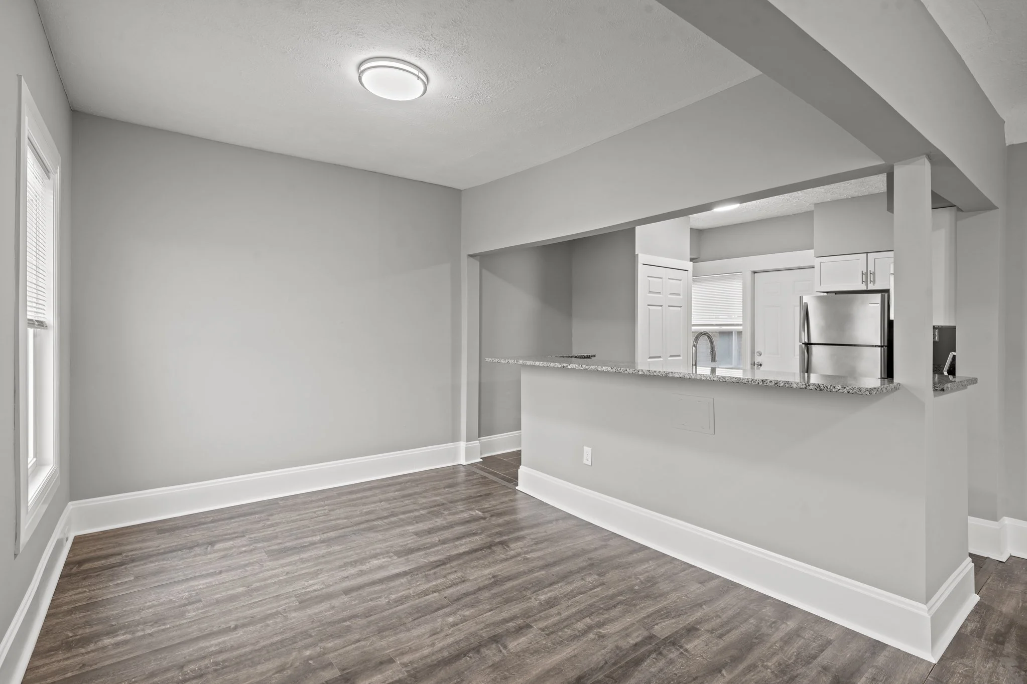 ShanerShots - 6812 Detroit #2 -23dining area.jpg