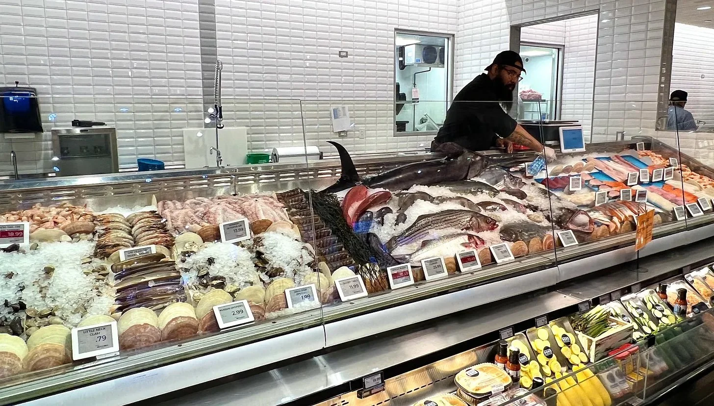 Dom's Doubles Up with Second Chicago Store