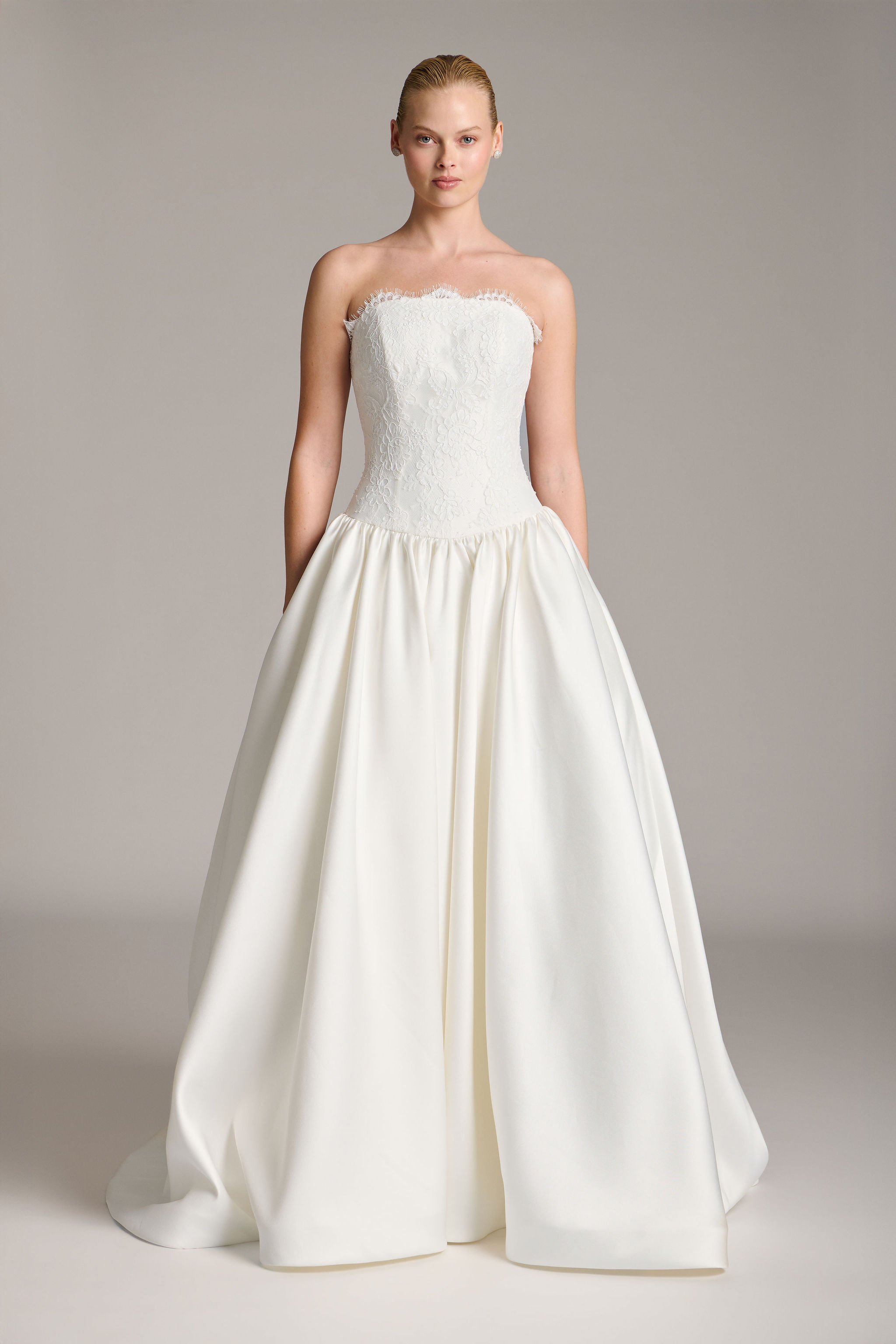 Clara_109048-Curator-The-Label-2026.jpg