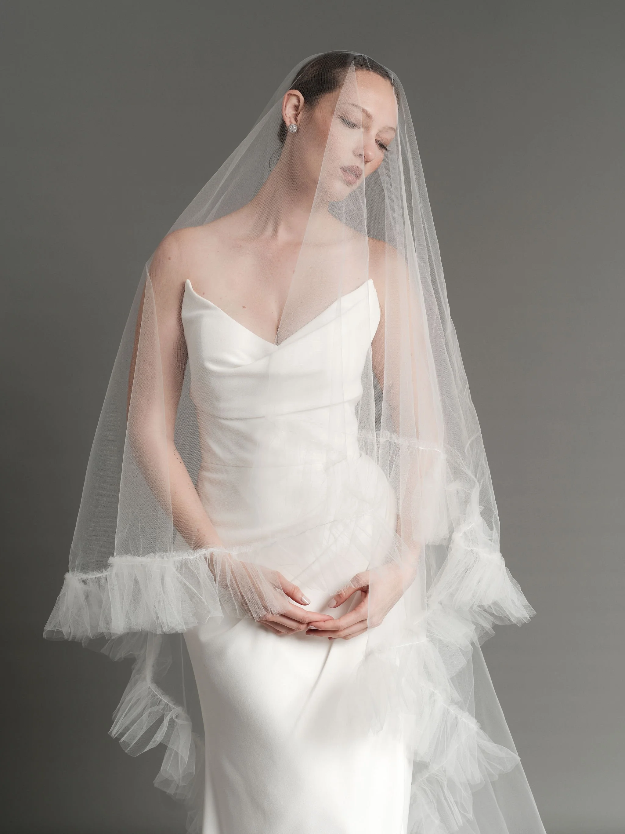 Ruffle_Curator_The_Label_Veils422.jpg