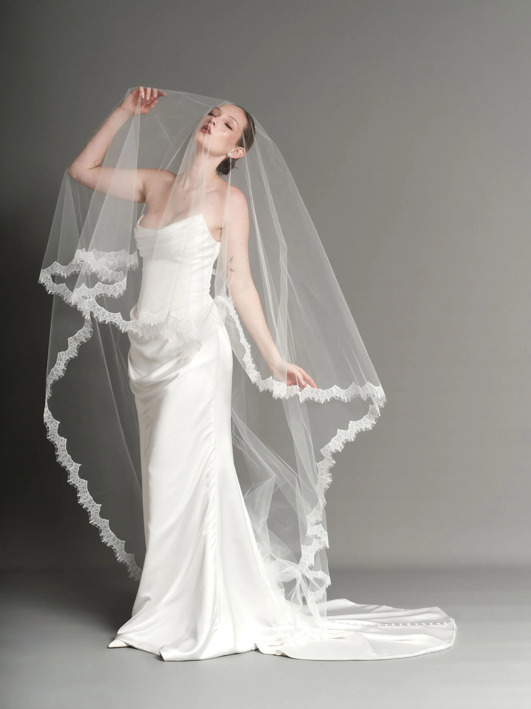 Chantilly_Curator_The_Label_Veils1617.jpg
