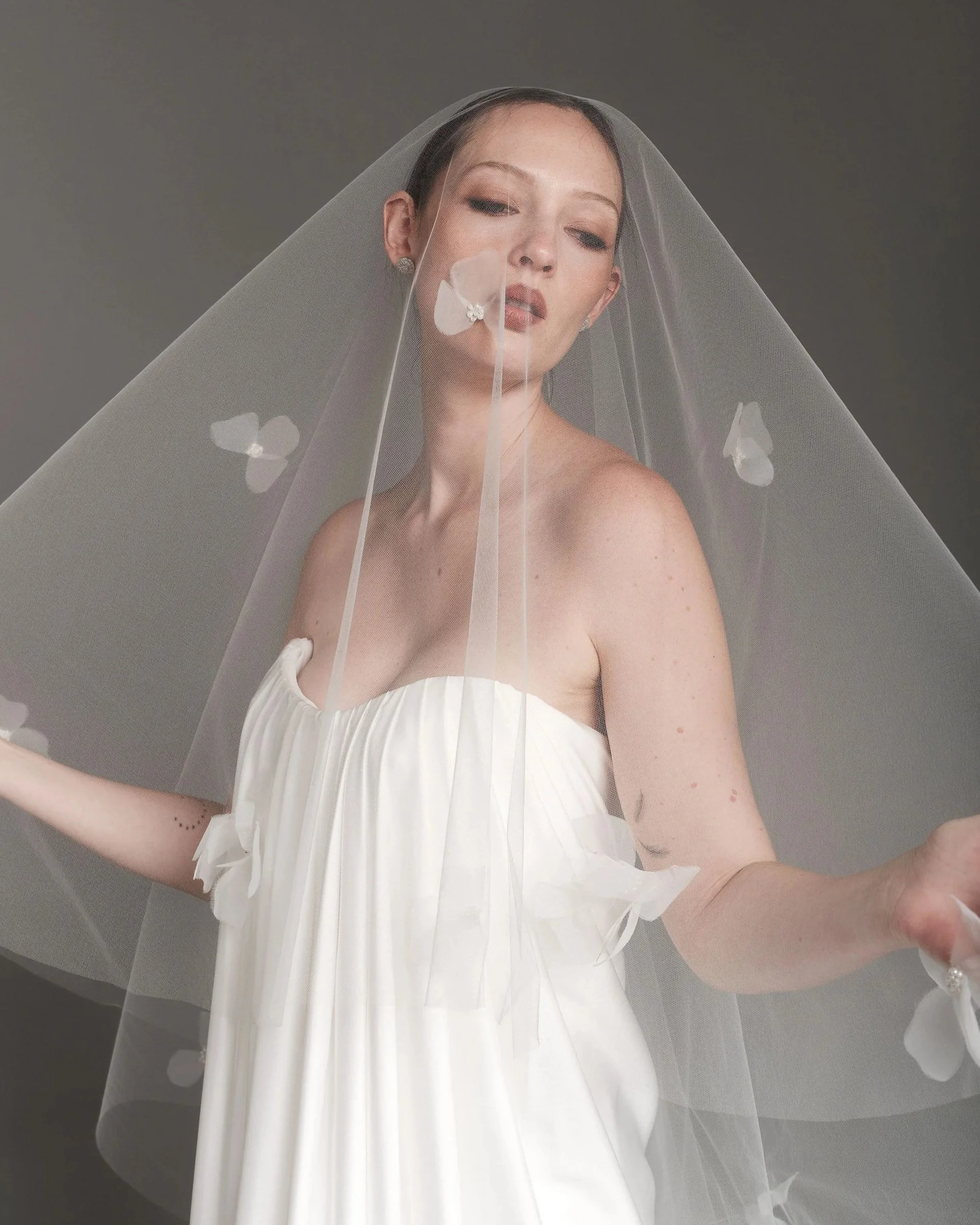Bloom_Curator_The_Label_Veils.jpg