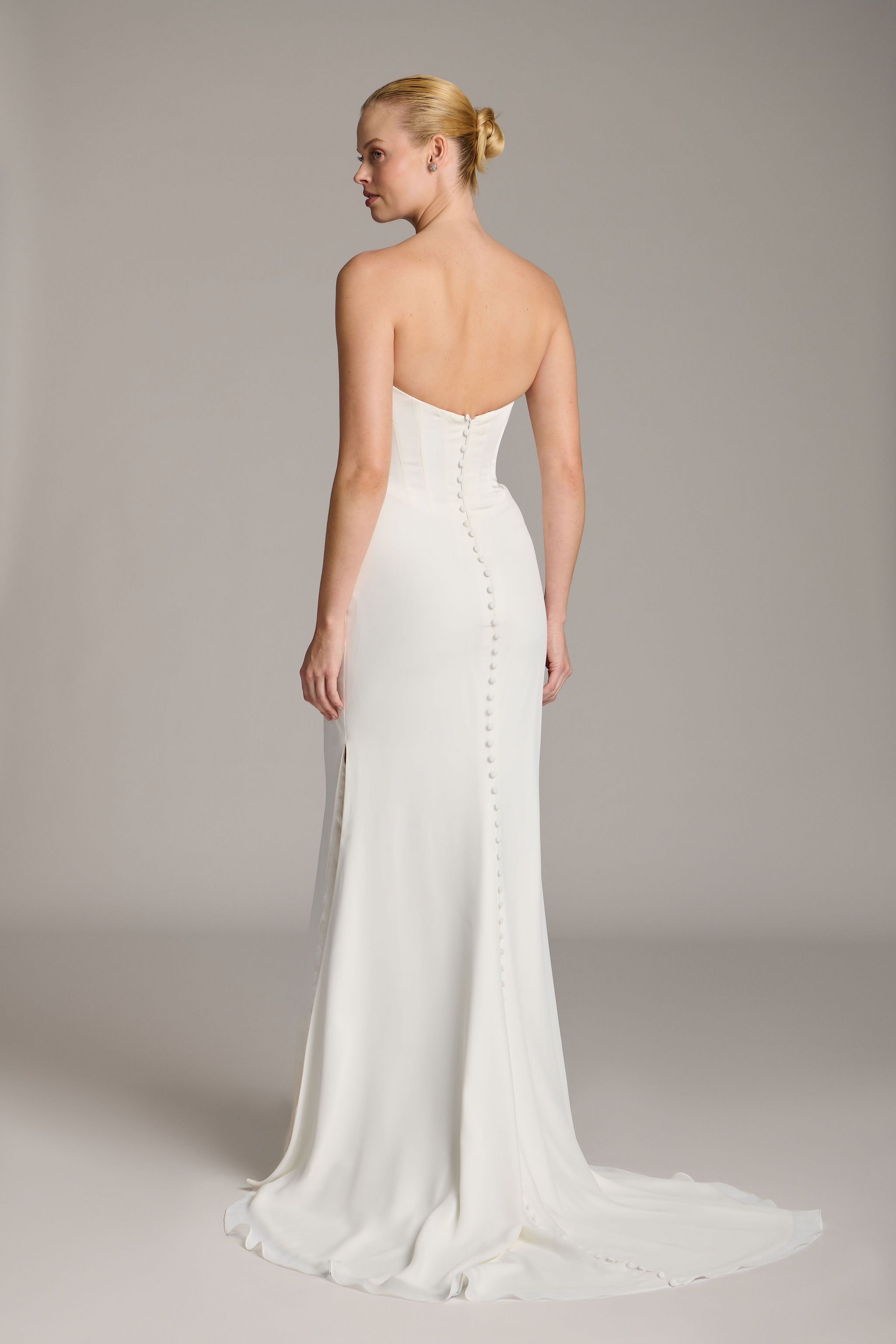 Eloise_109639-Curator-The-Label-2026.jpg