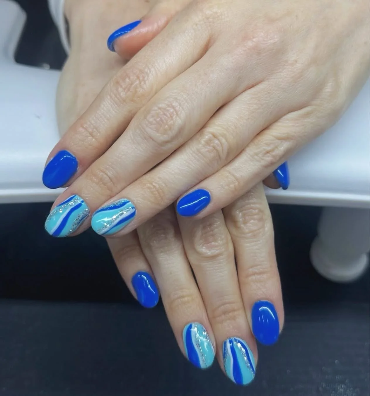 Sea Glass 🌊 🔷 💎 
Nails by @blushbyjennarose 

CANCELLATIONS OPENING
Thursday 9am (4/16)
Friday 10am (4/17)

315-255-2988 to take one!