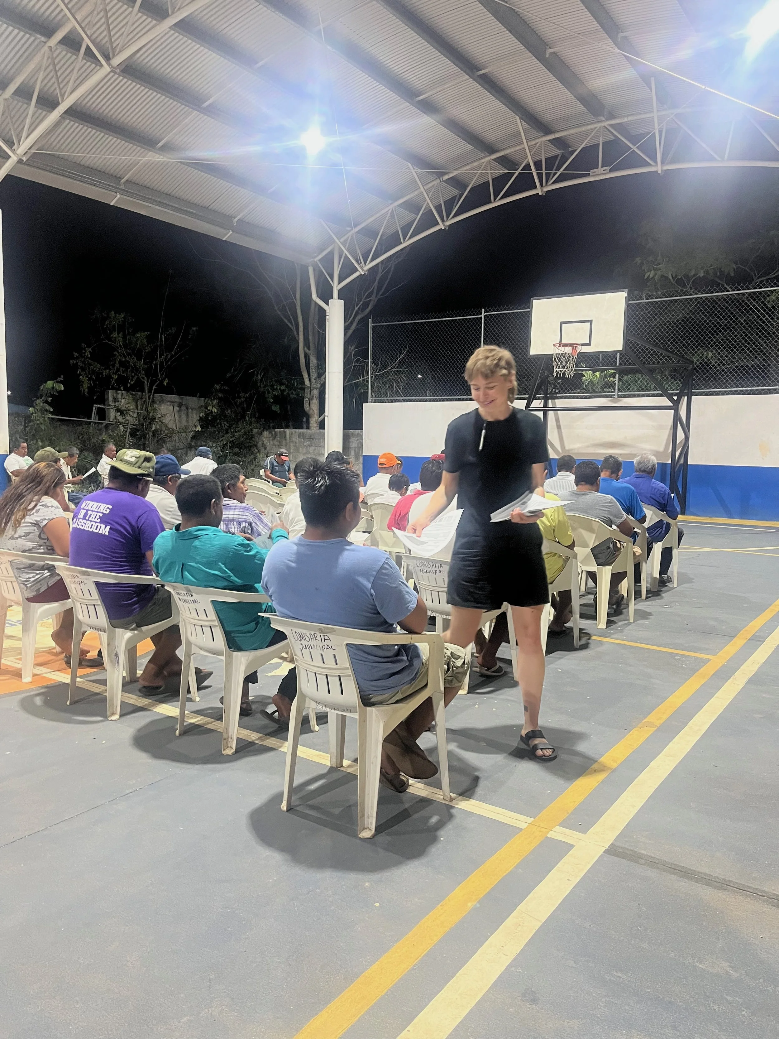 Community assembly in Yaxunah, 2026