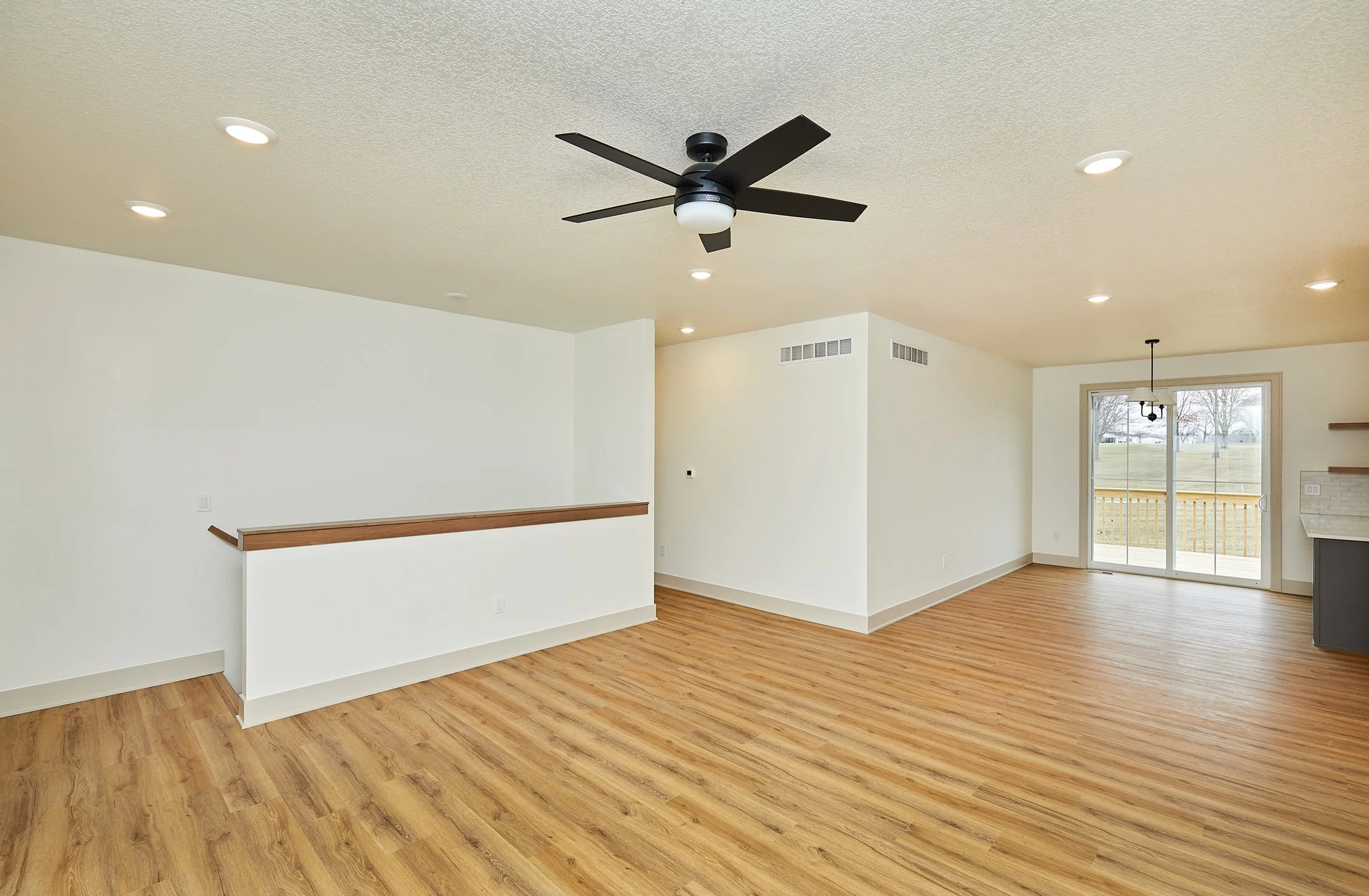 107 Golfview Dr_009.jpg