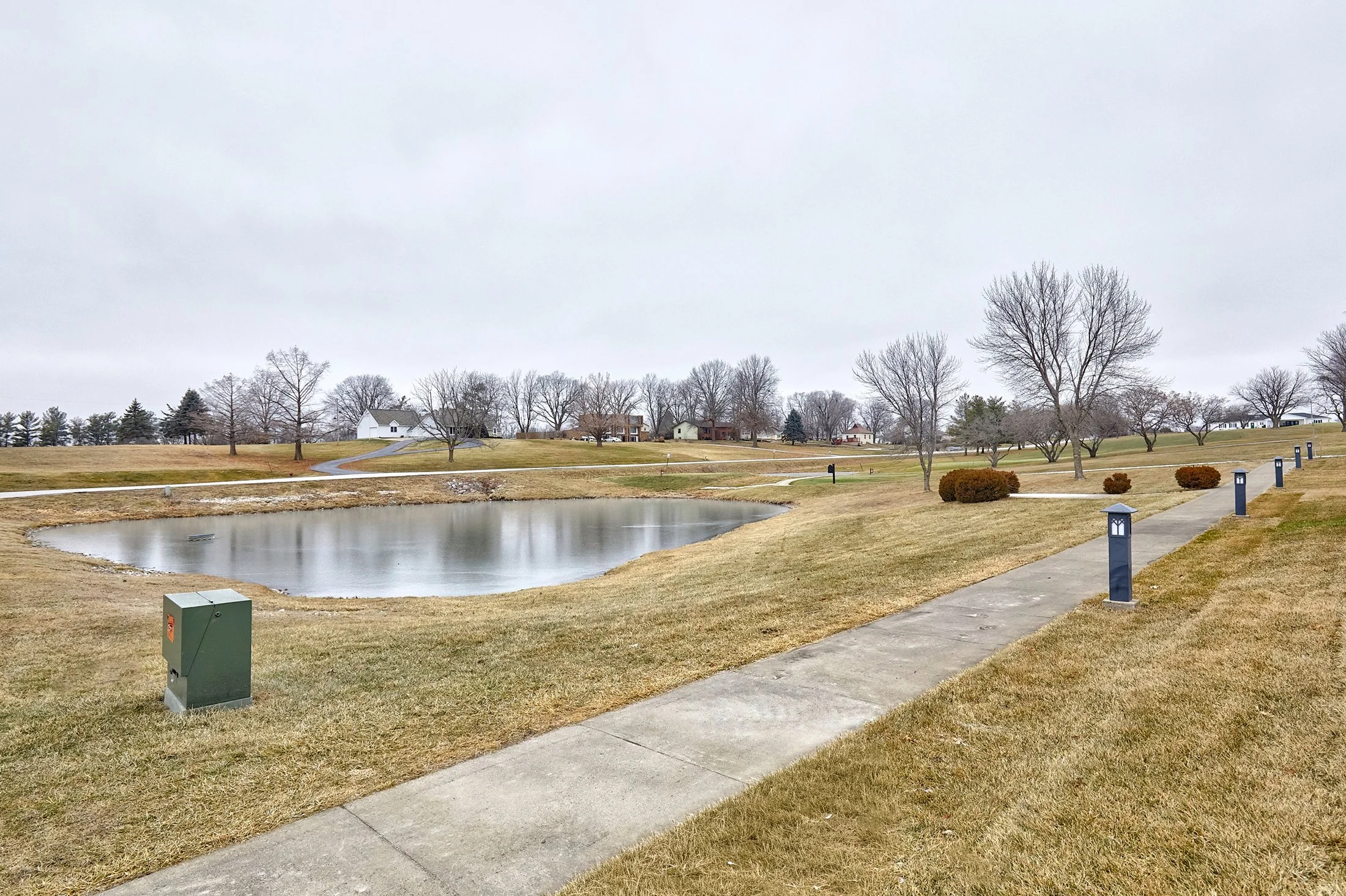 105 Golfview Dr_006.jpg