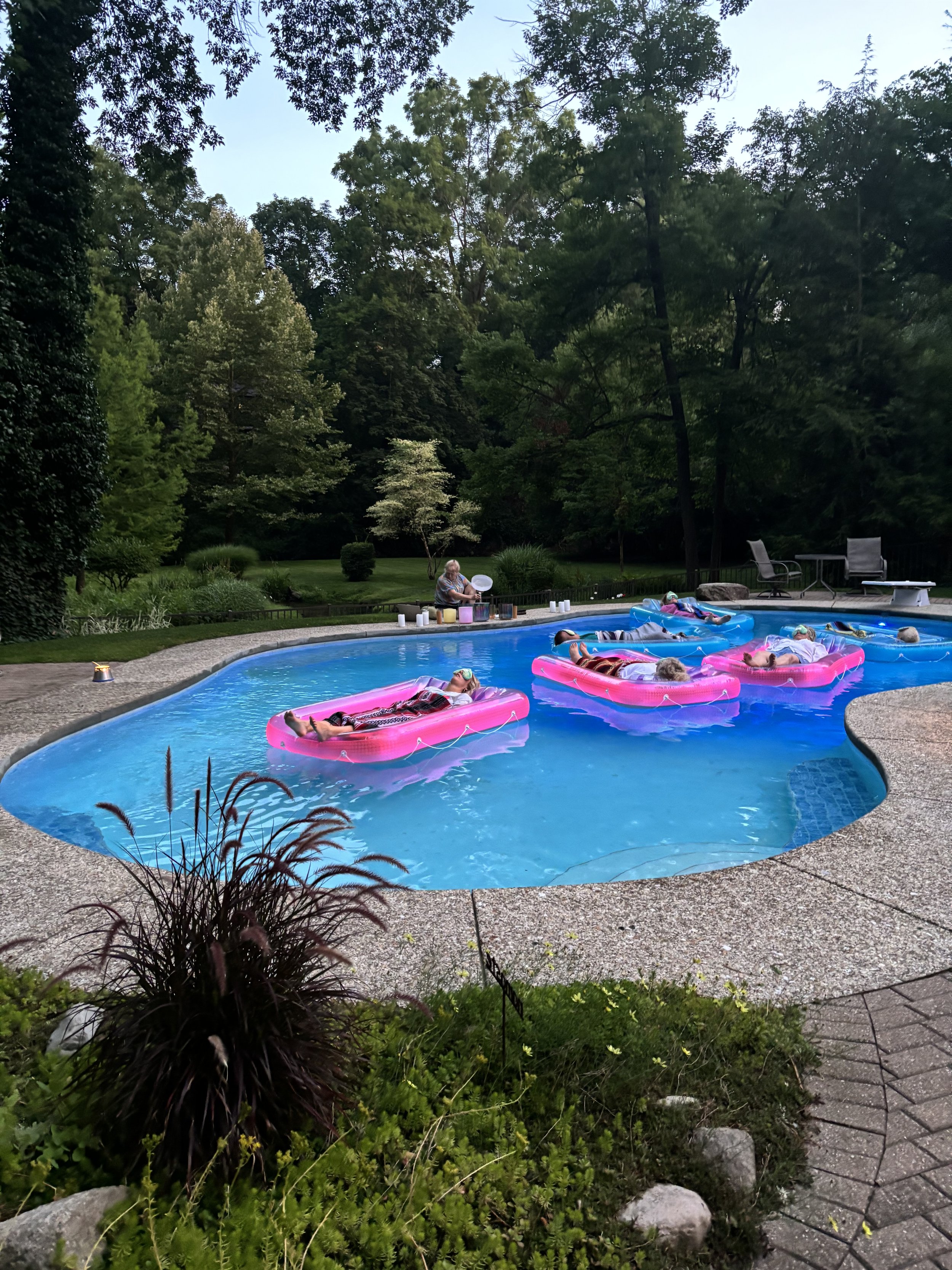 SERENITY FLOAT