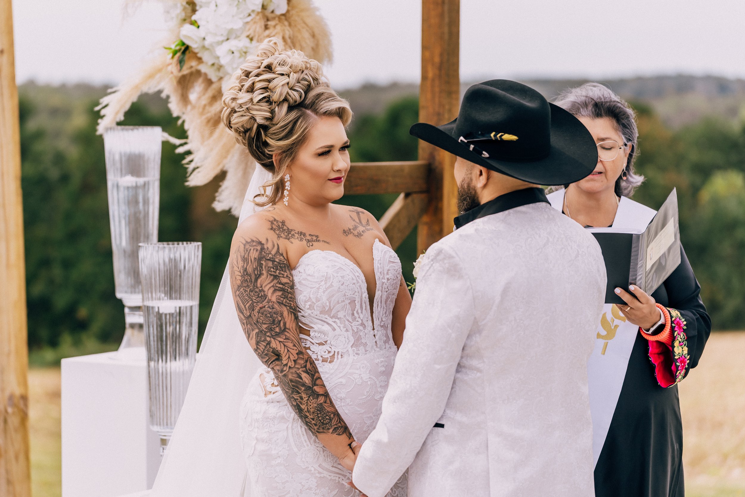 Elisha and Luis Wedding (Website)-1537.jpg