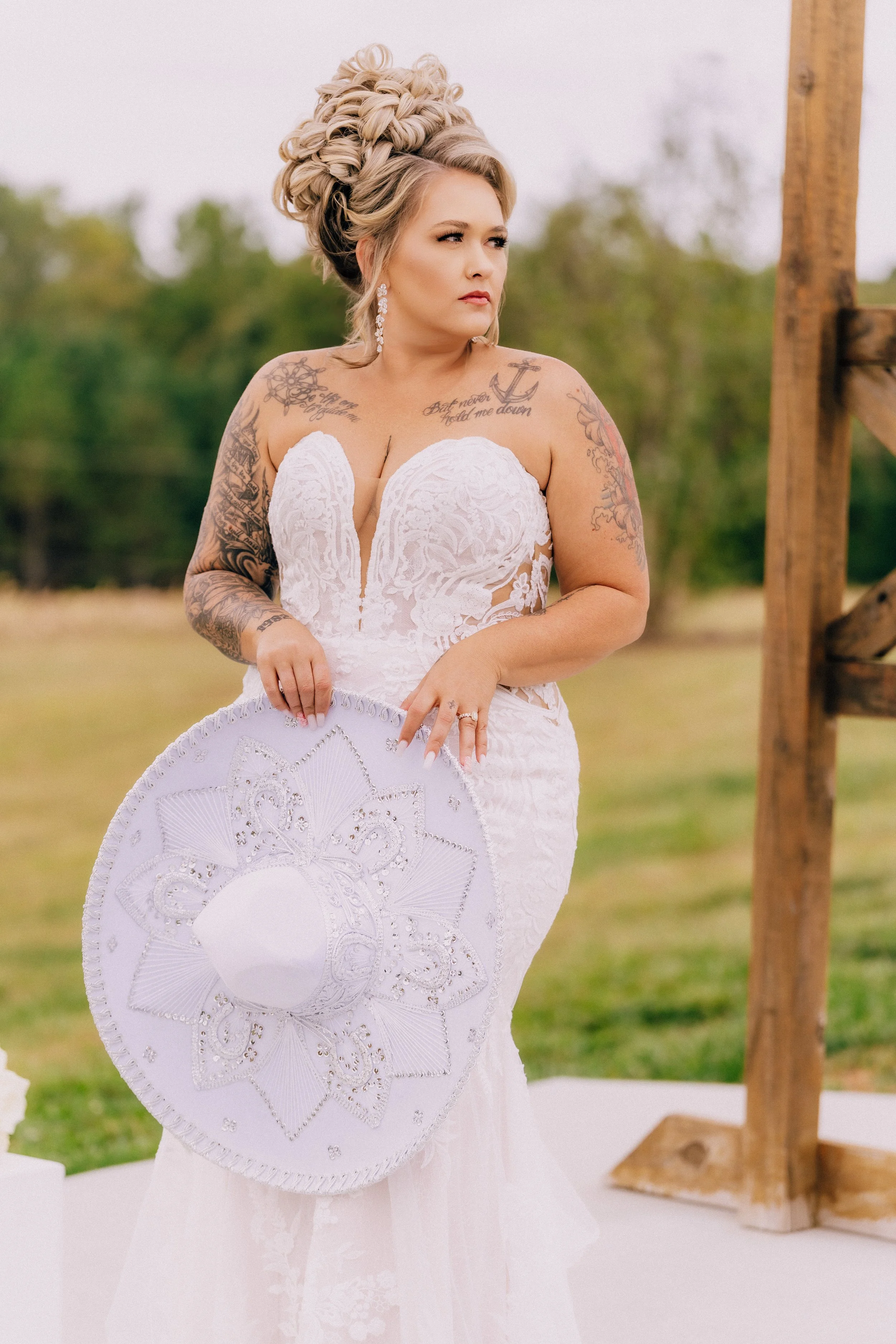 Elisha and Luis Wedding (Website)-1550.jpg