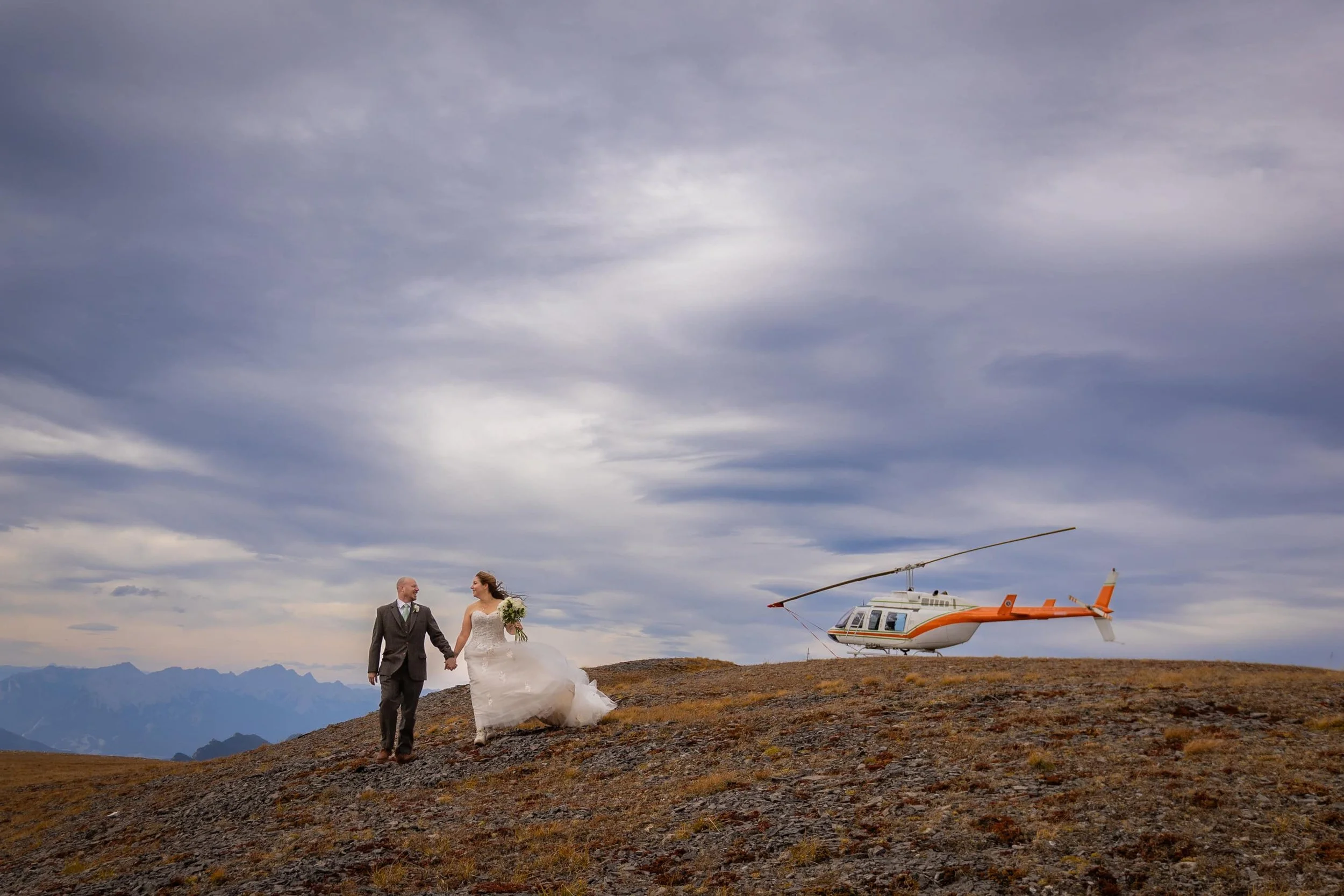 Mountaintop elopement in Alberta