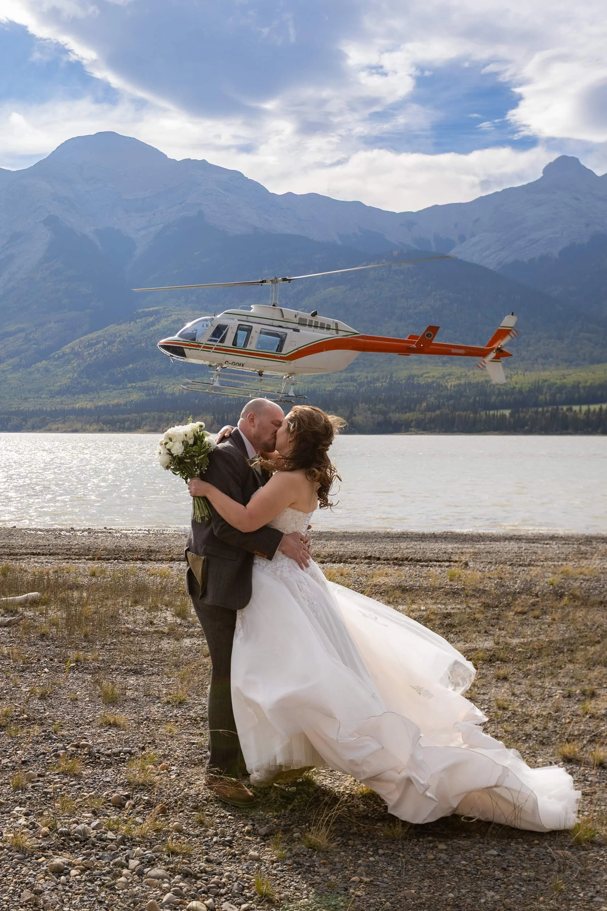 Helicopter elopement photographer in Alberta