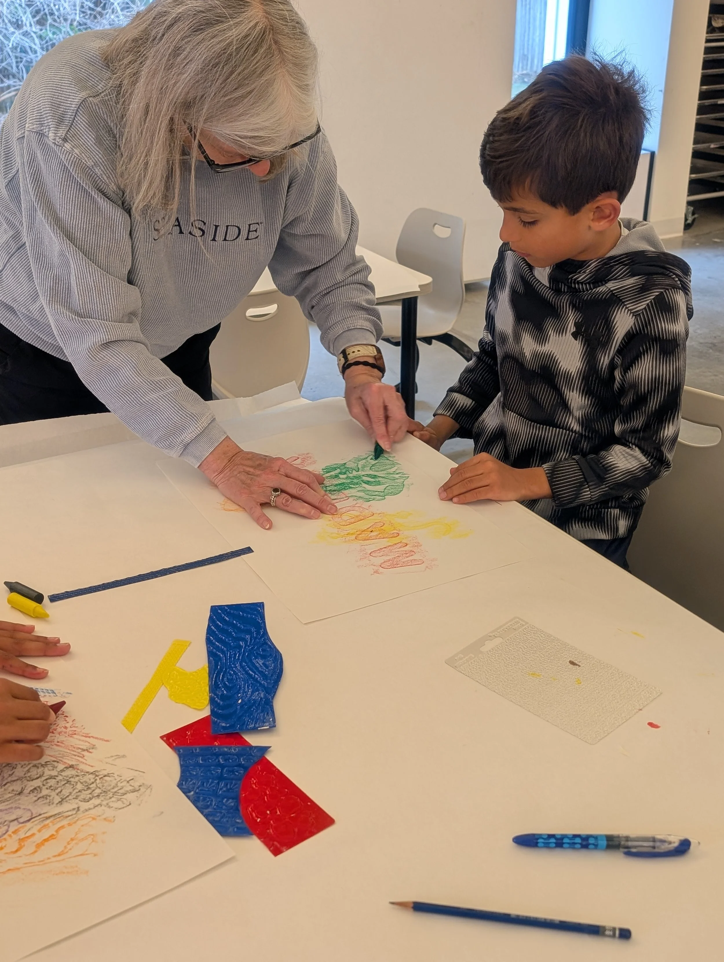 Family Art Day: Textures to Treasures inspired by Yinghan Zhang