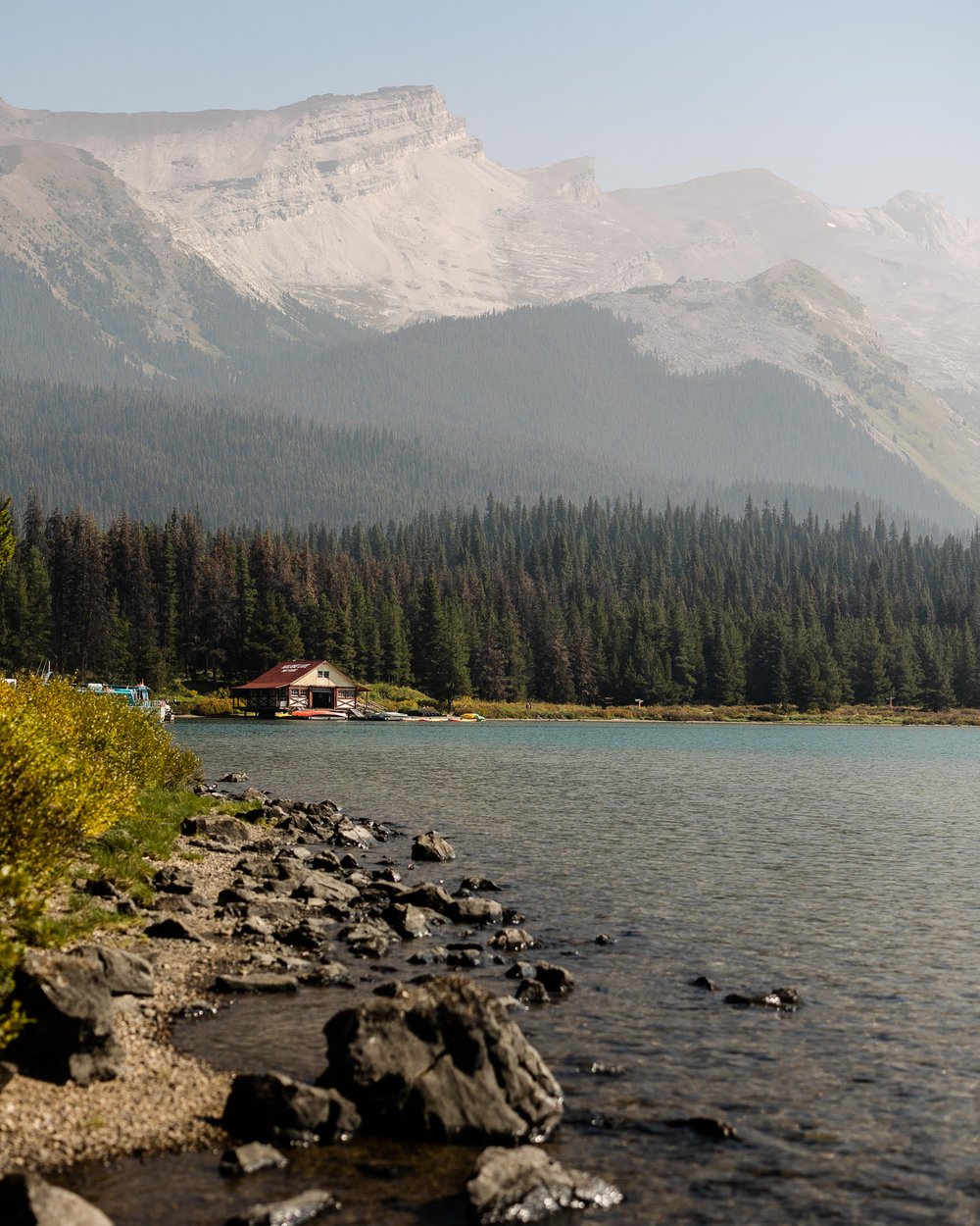 maligne-lake-wedding-photography-jasper-002.jpg