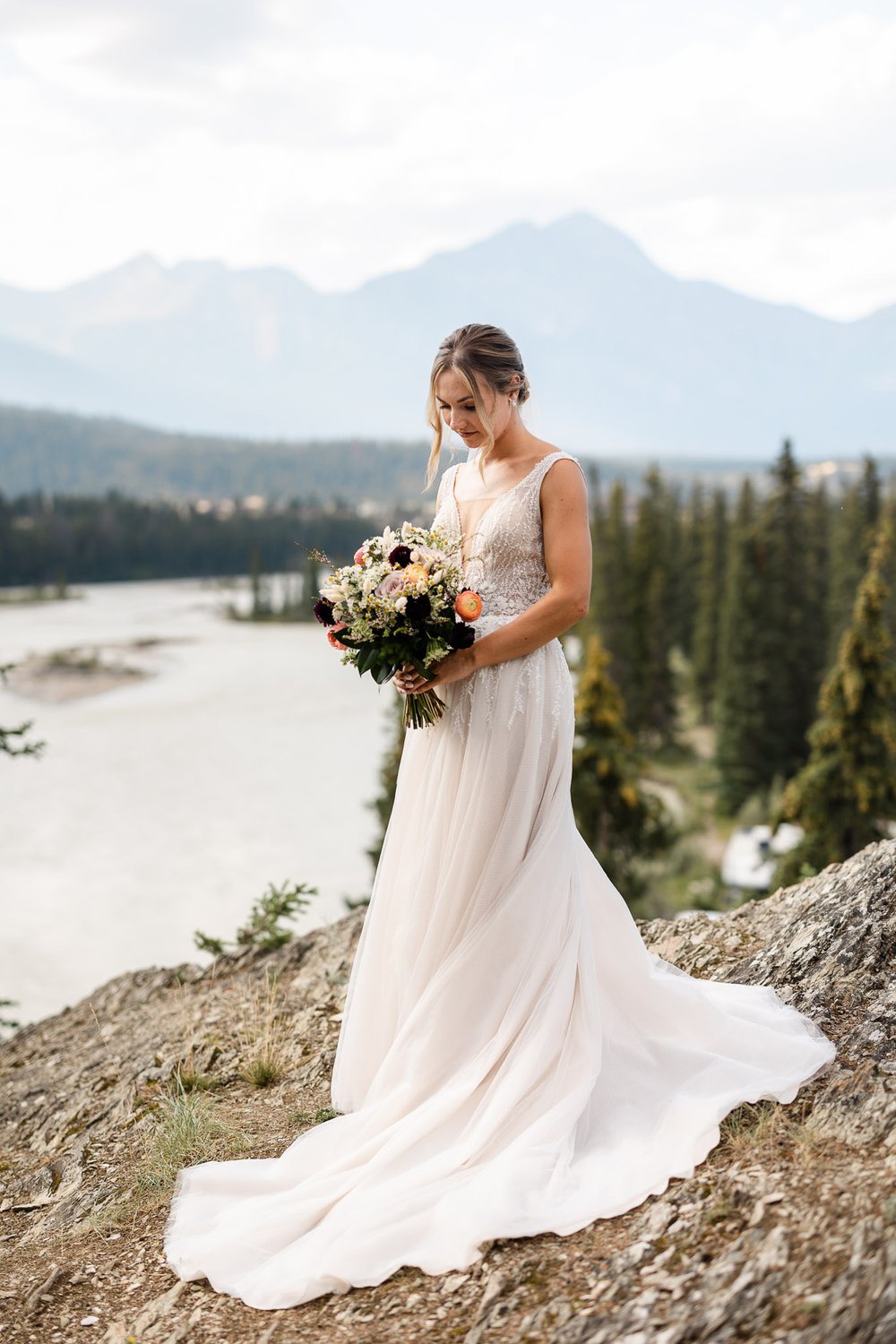 jasper-park-lodge-elopement-photography-063.jpg