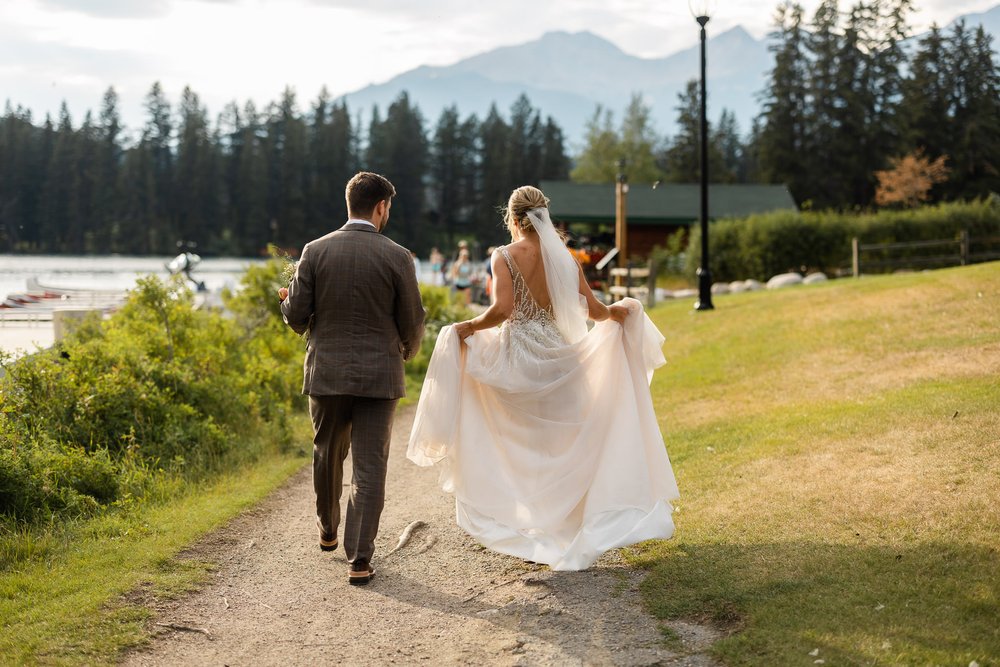 jasper-park-lodge-elopement-photography-077.jpg