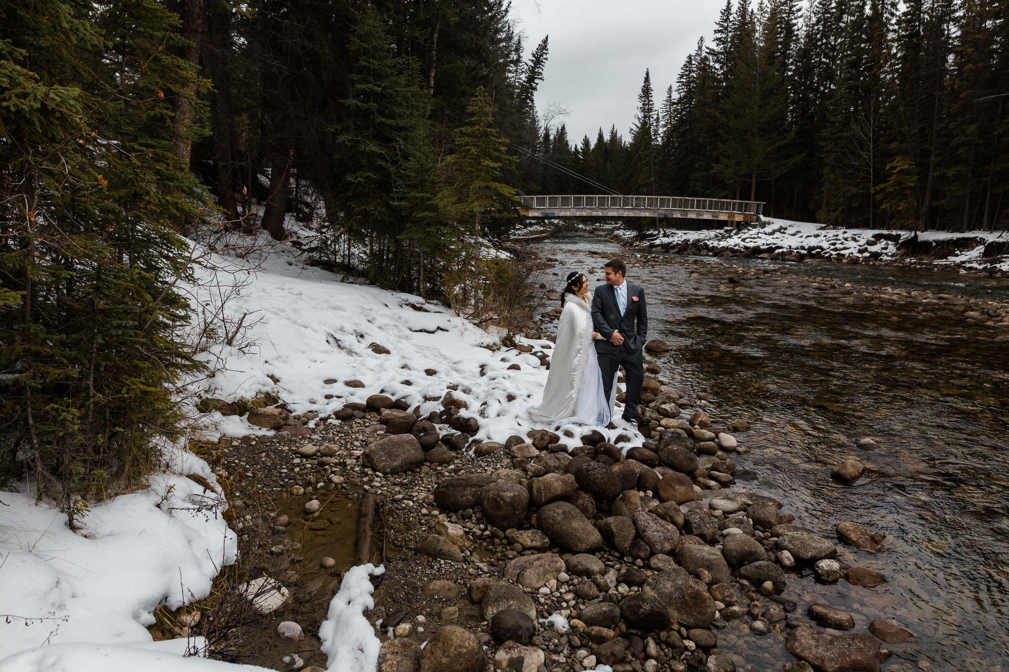 maligne-canyon-wedding-photography-009.jpg