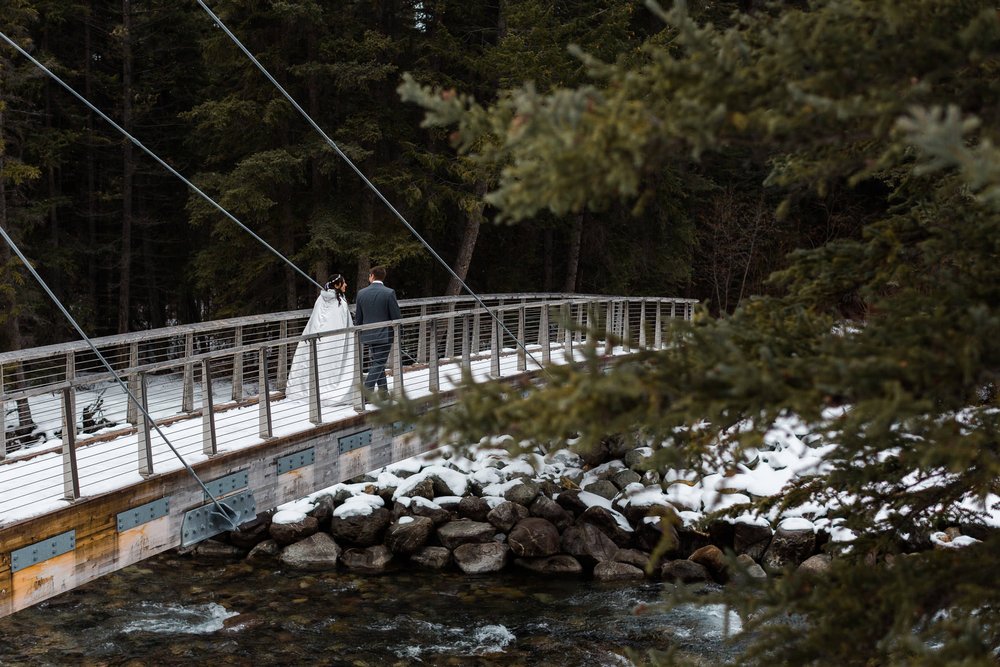 maligne-canyon-wedding-photography-011.jpg