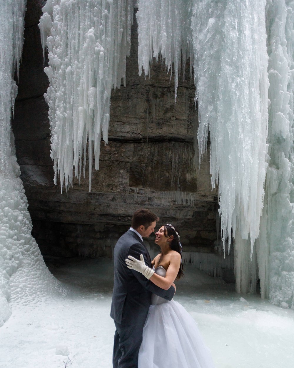 maligne-canyon-wedding-photography-025.jpg