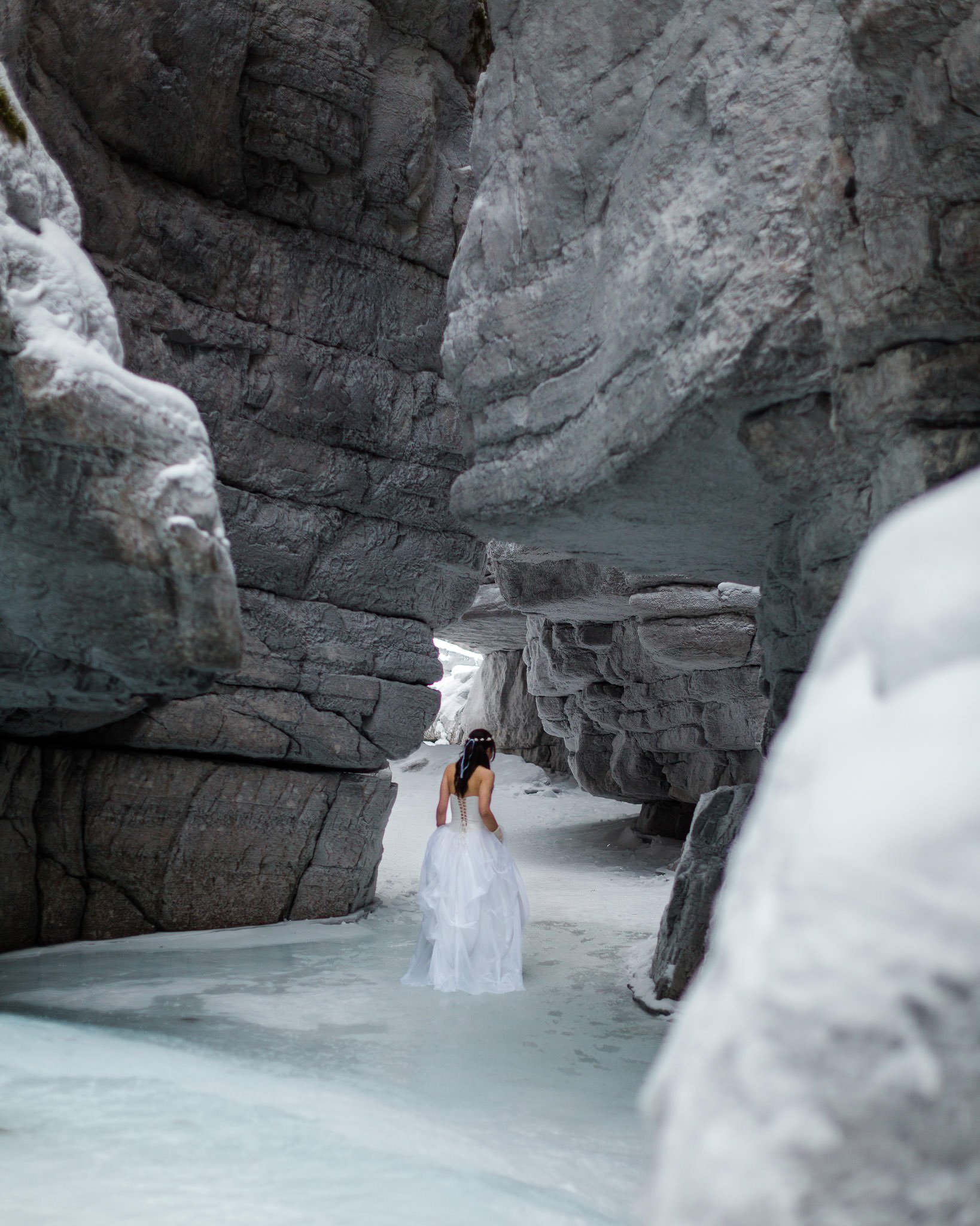 maligne-canyon-wedding-photography-035.jpg