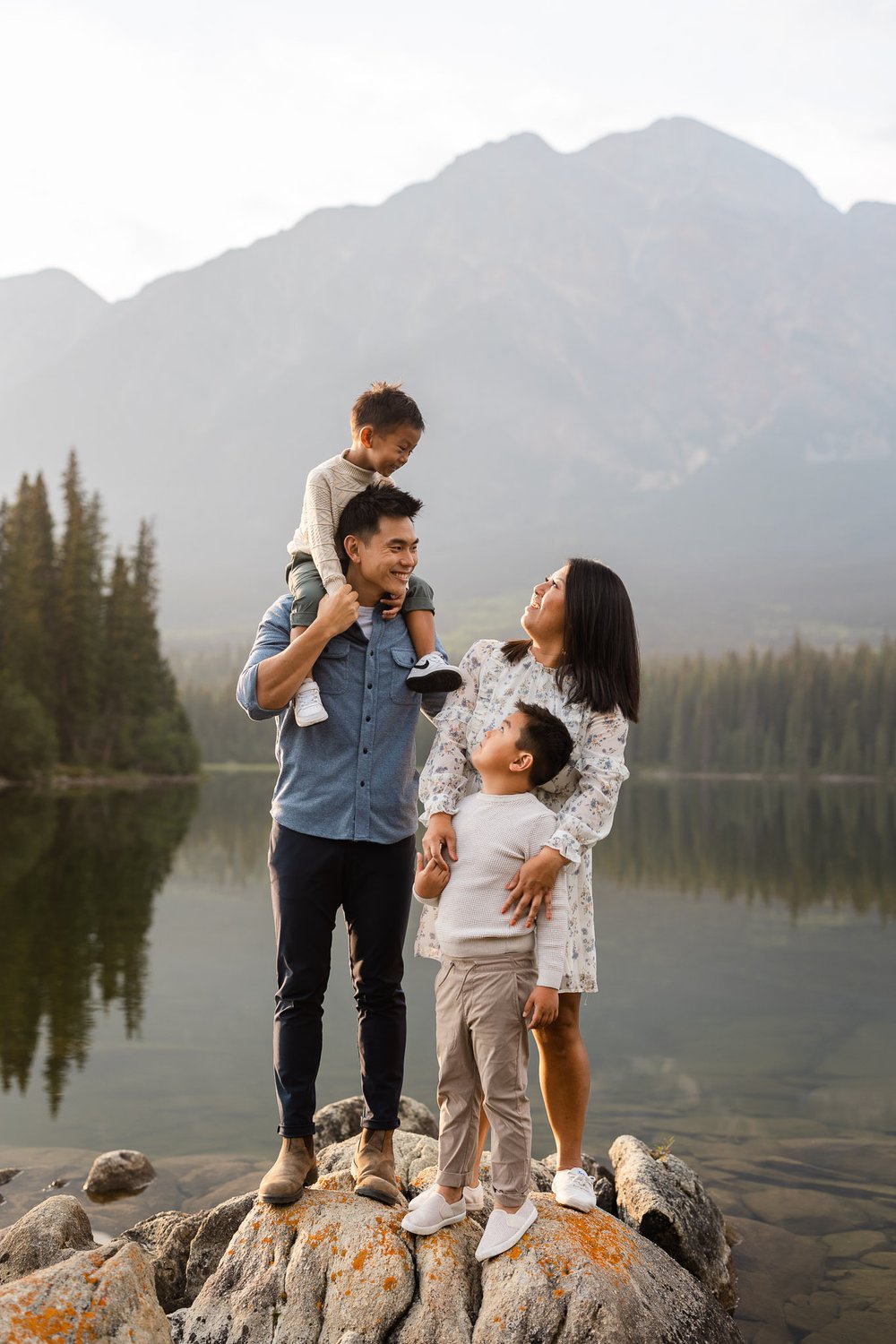 pyramid-lake-family-photography-006.jpg