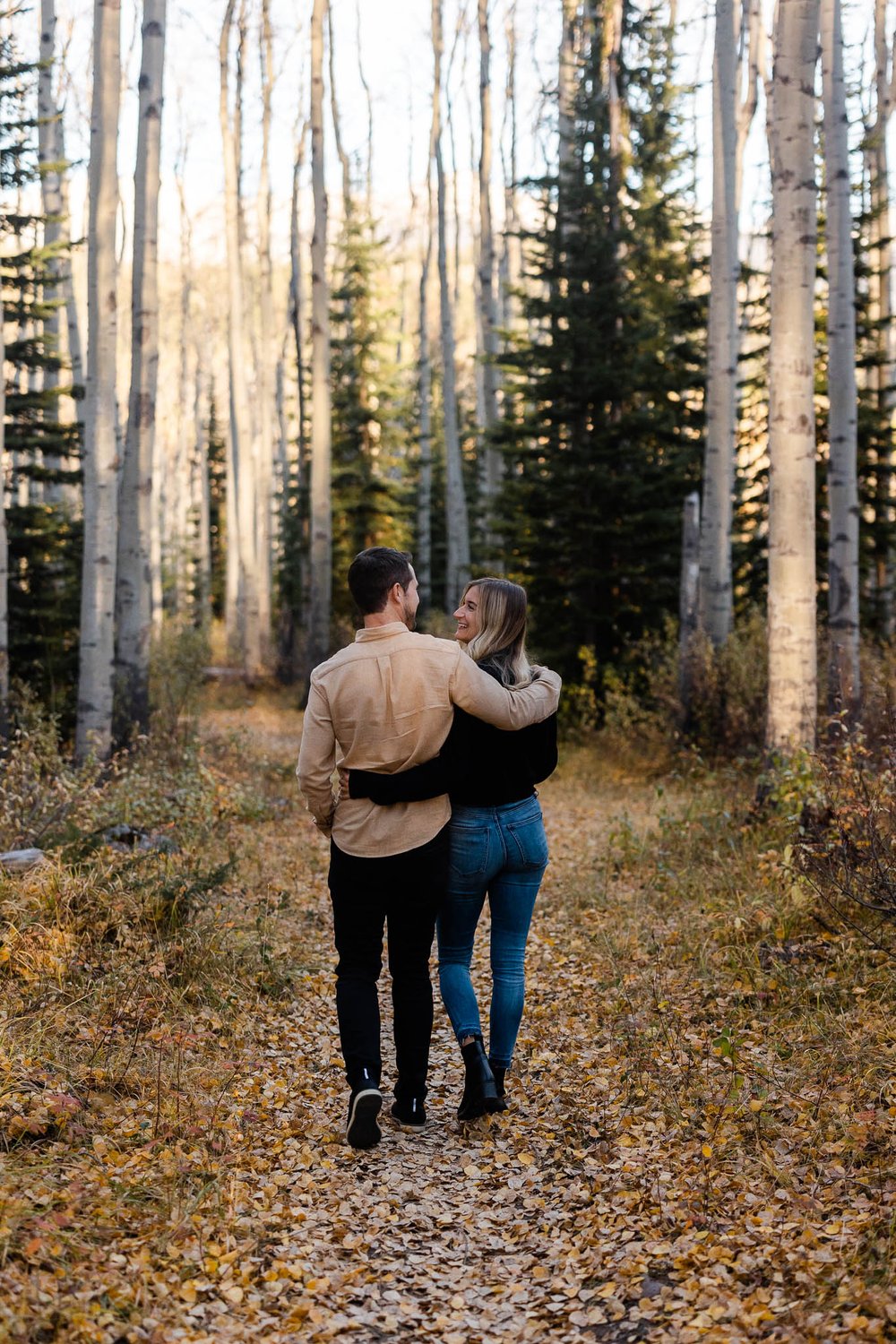 pyramid-island-engagement-photos-016.jpg