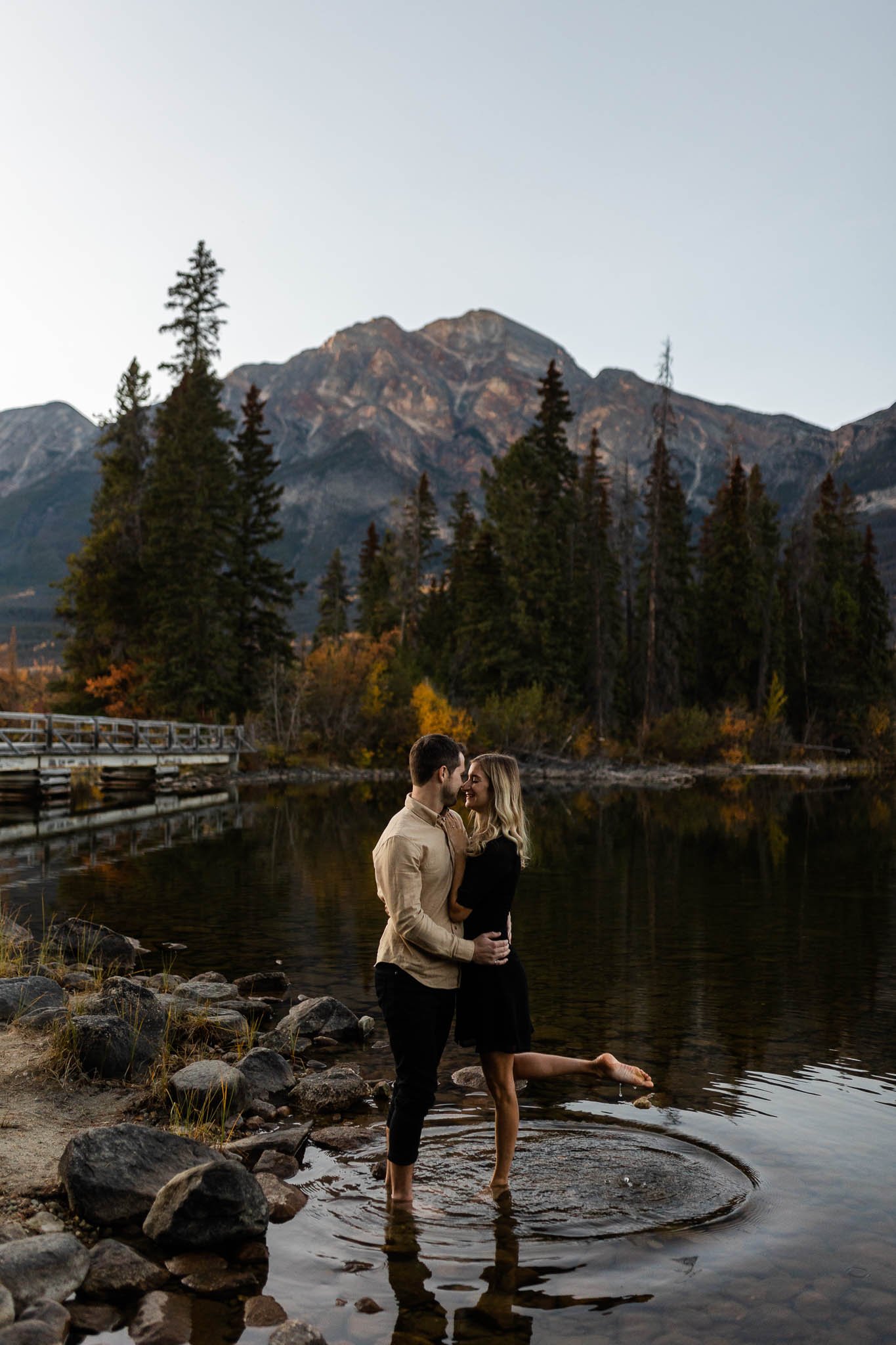 pyramid-island-engagement-photos-037.jpg