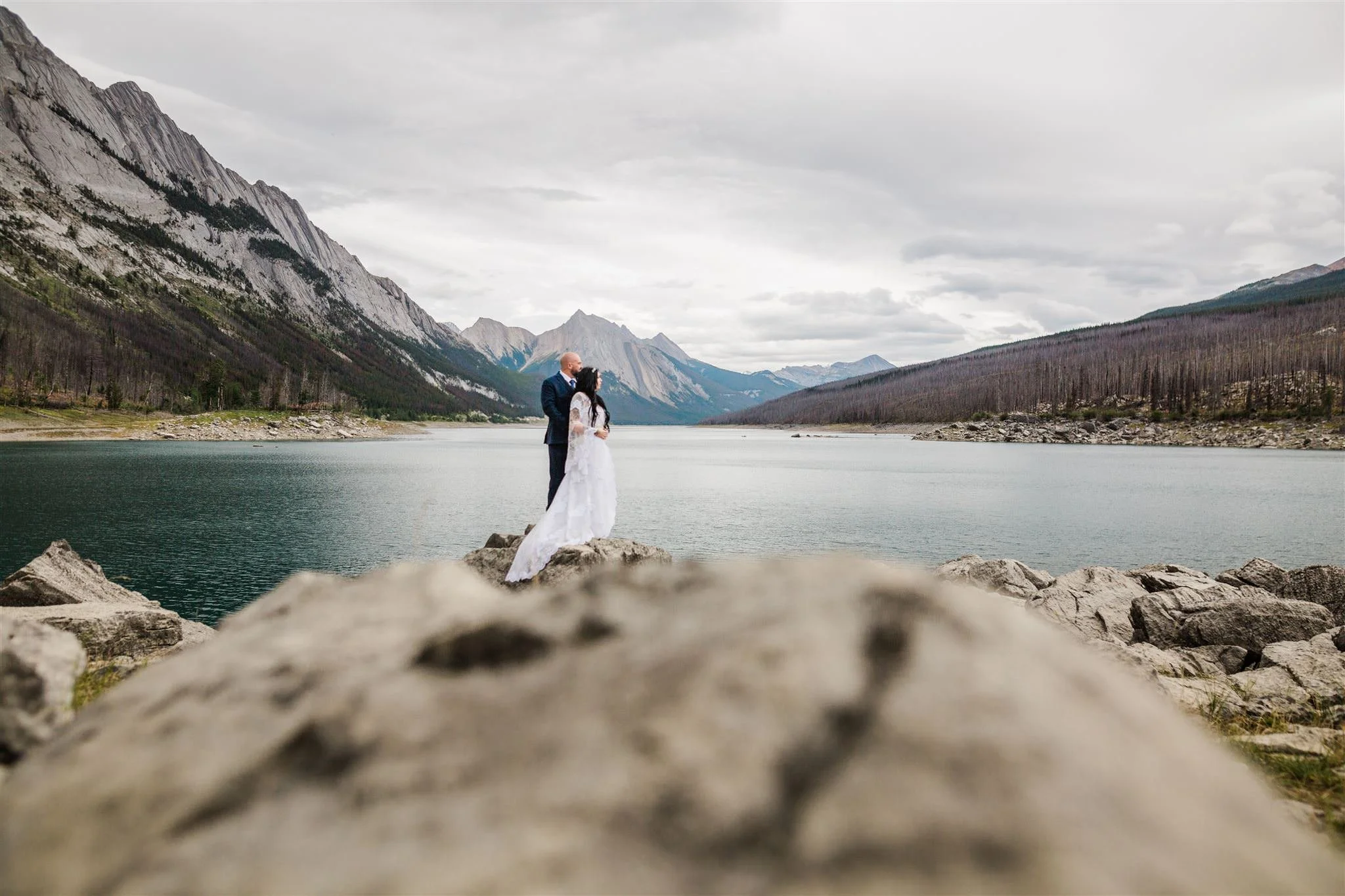 Wedding & Engagement Photos at Medicine Lake
