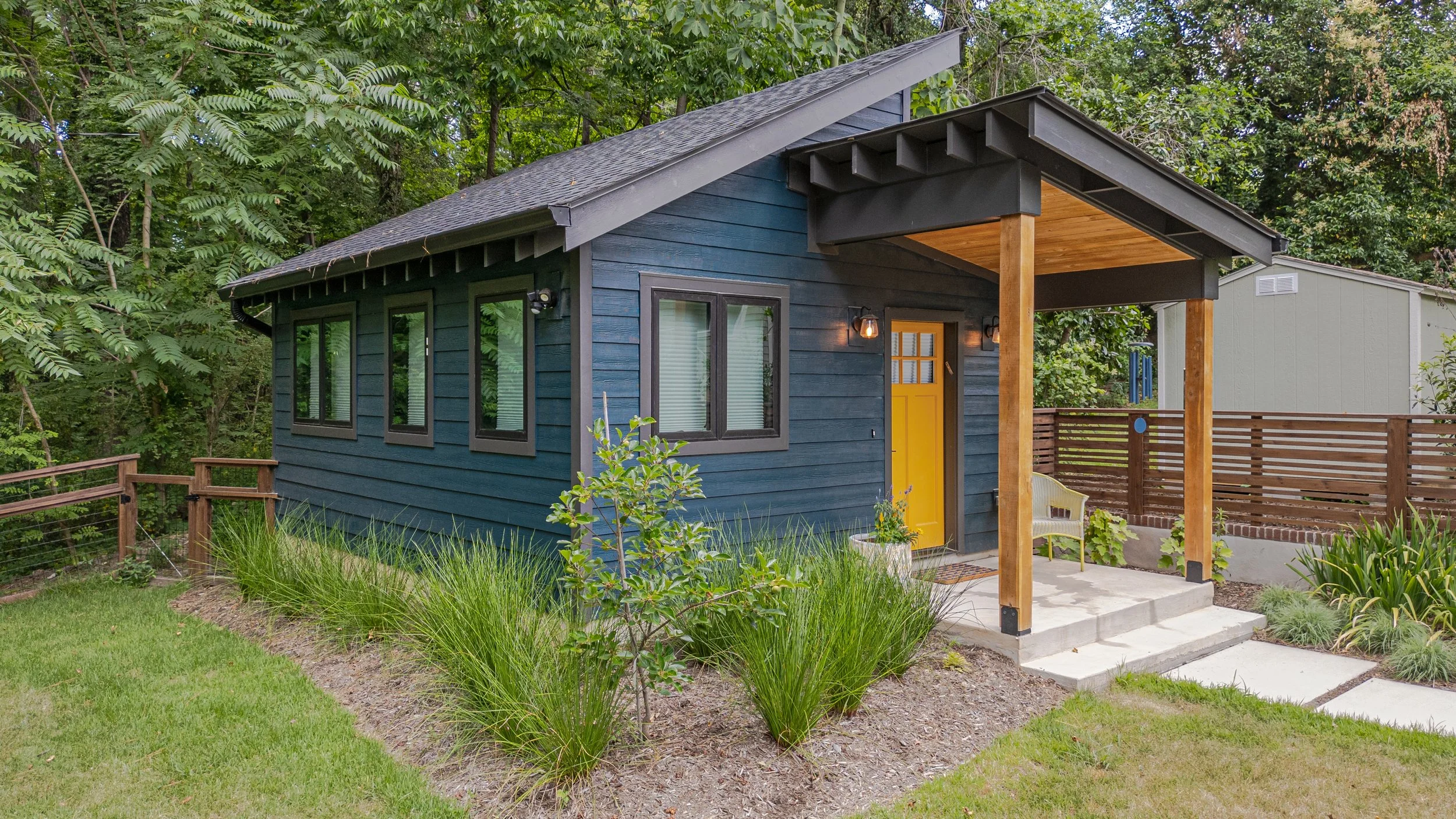 15-208 Dacian Exterior-15.jpg