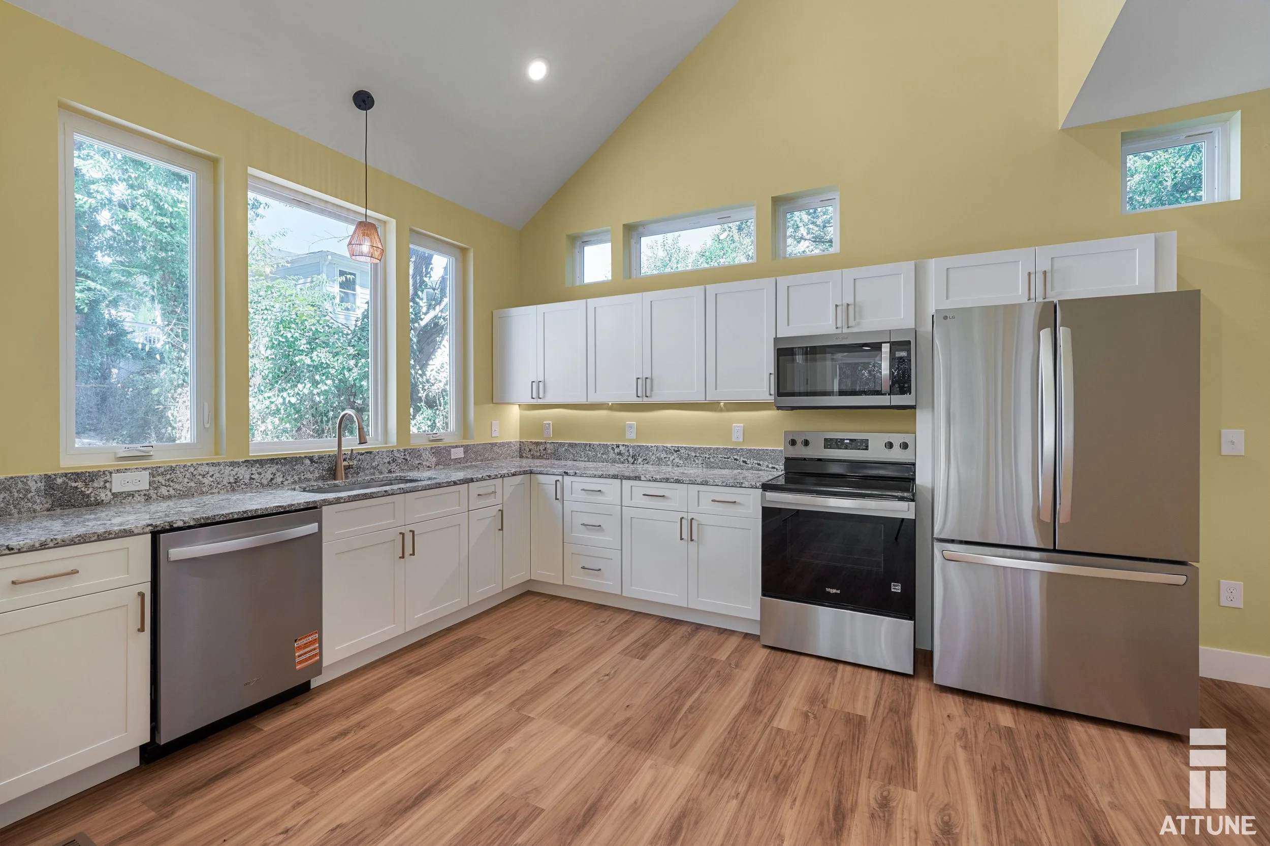 40-2318 Derby Attune-9.jpg