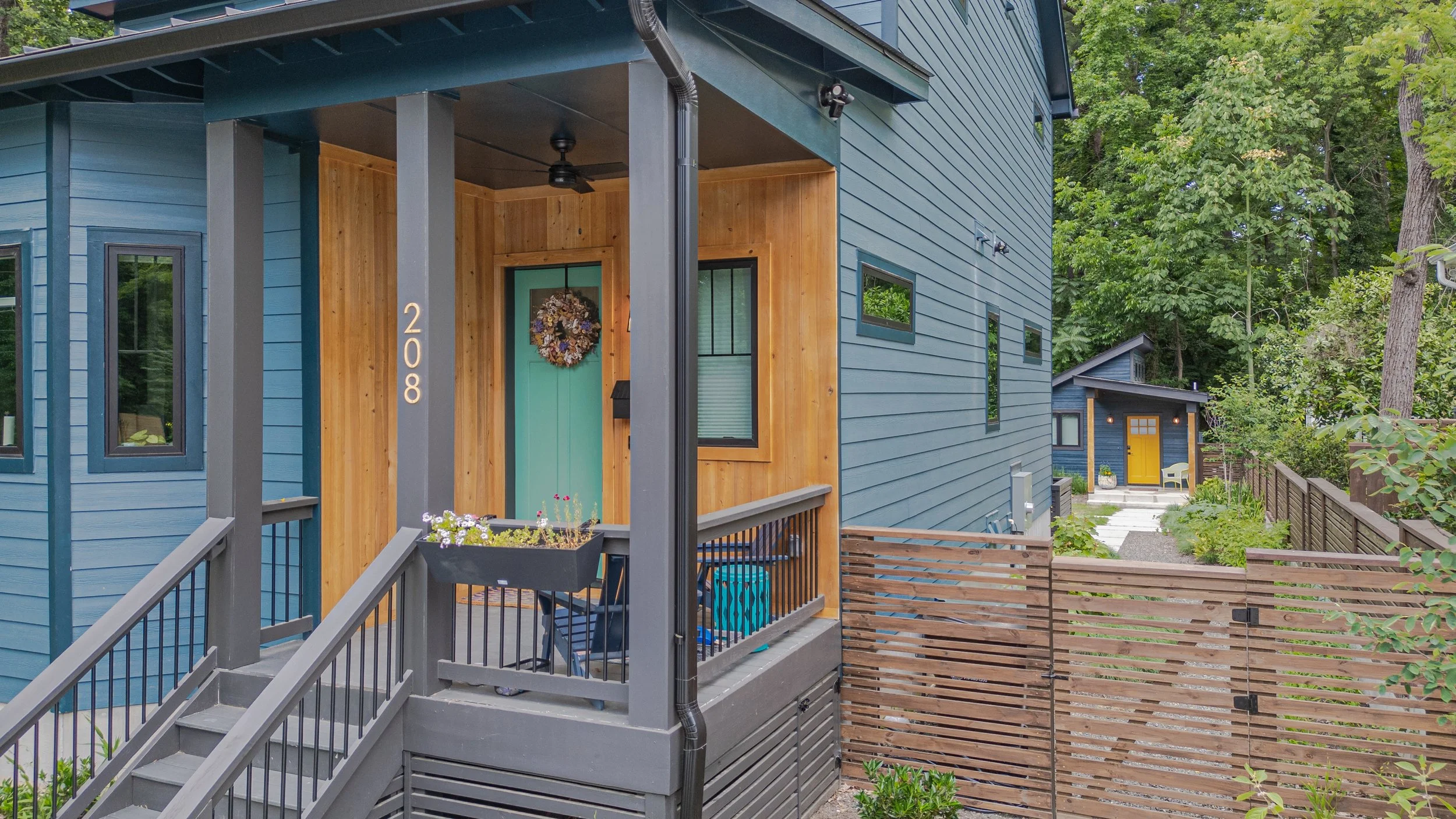 08-208 Dacian Exterior-8.jpg