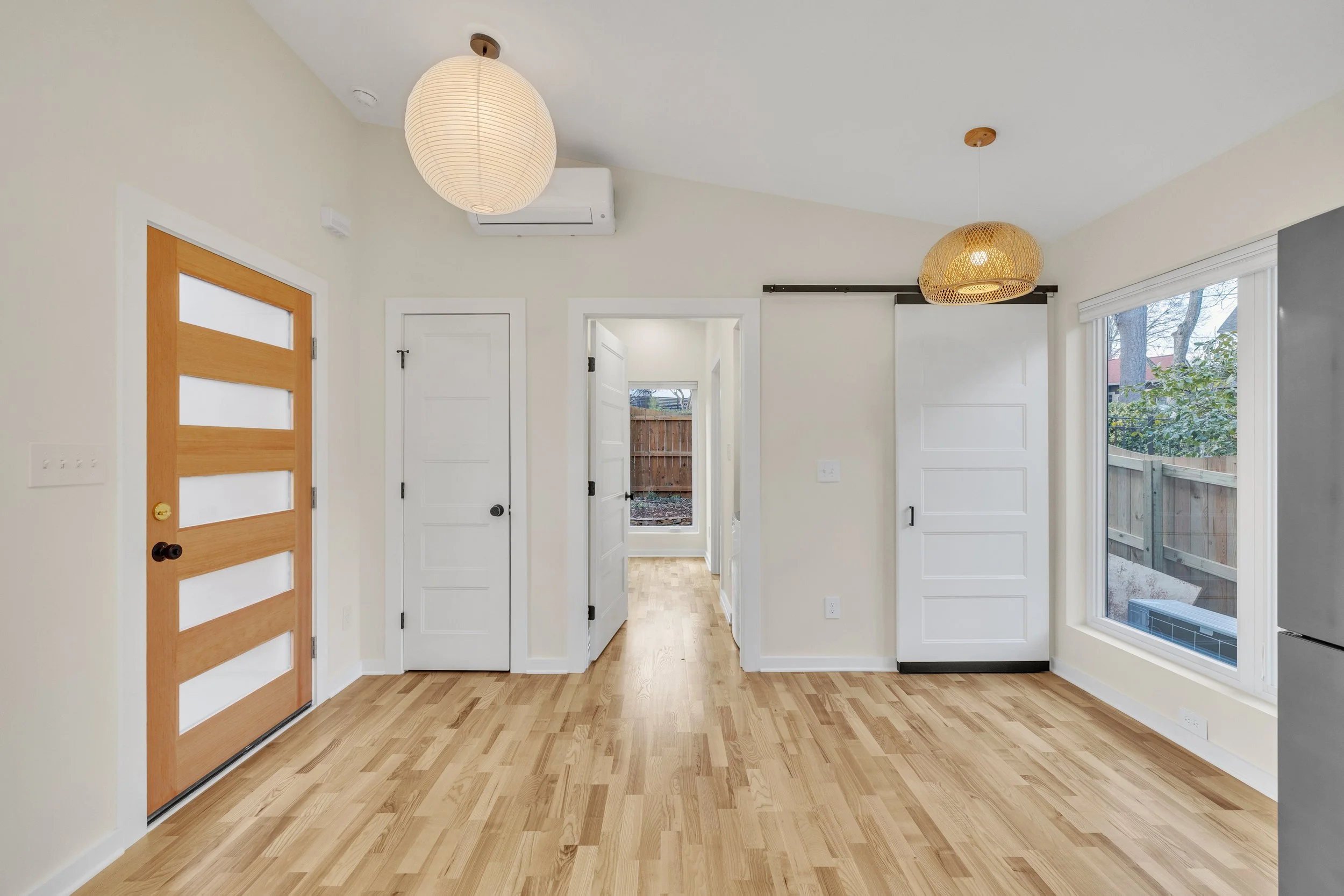 17-305 Forest Rd-17.jpg