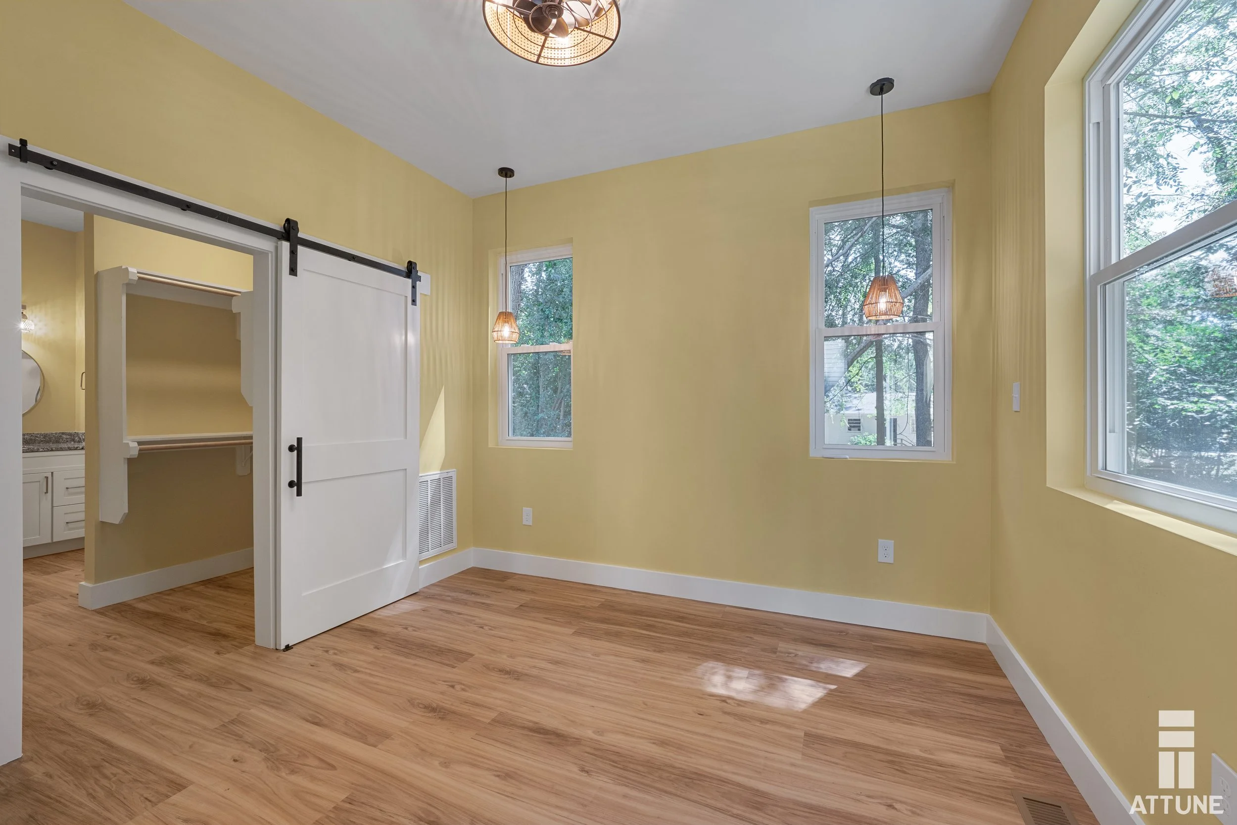 52-2318 Derby Attune-21.jpg