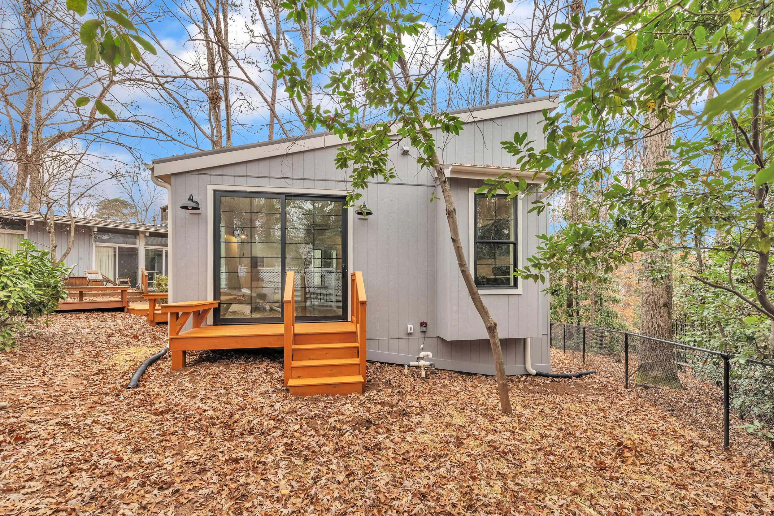 05-3301 Redbud Ln-5.jpg