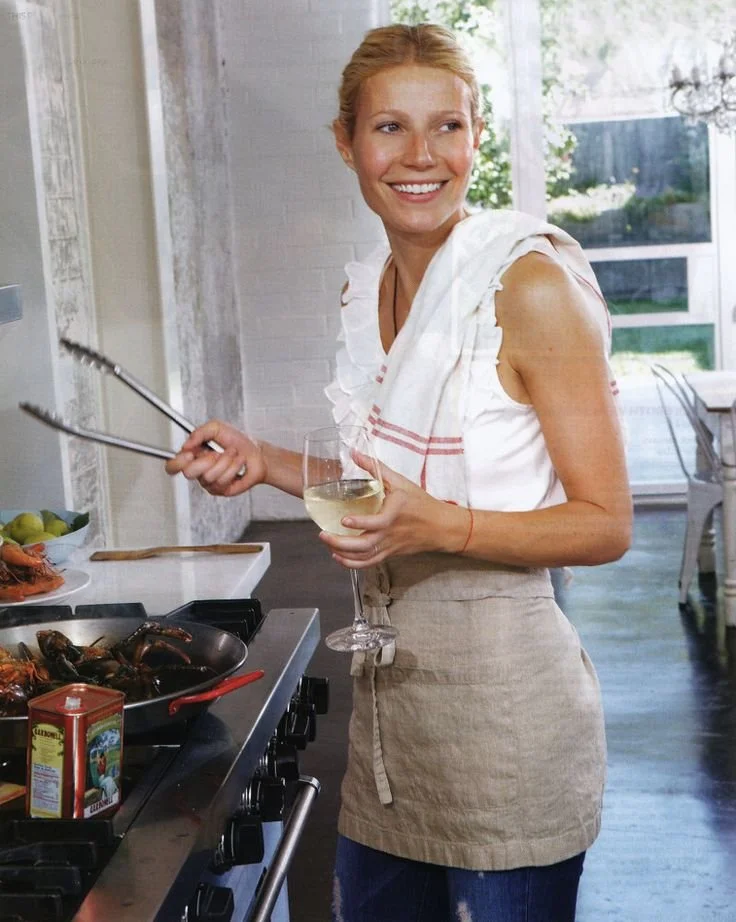 ASK Crushable: How do I become one of those people who host effortlessly chic dinner parties?