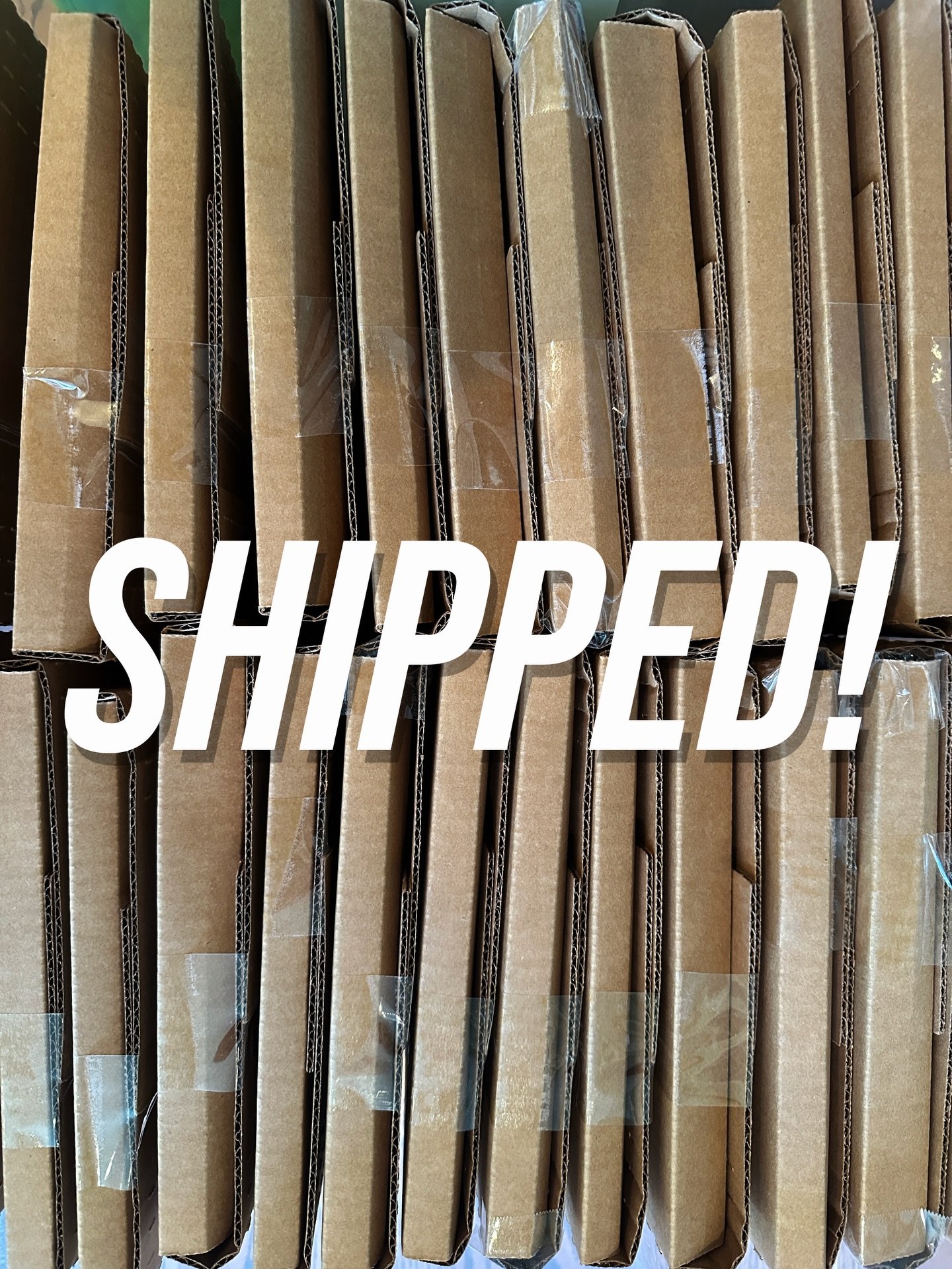If you gave us an address, we&rsquo;ve shipped you your TIGHTS!
Once you get a chance to dig in, let us know what you think. Very much appreciated!
.
.
.
.
#indiecomics #comicbookart #comiccreator #comicbookcommunity #kickstartercomics