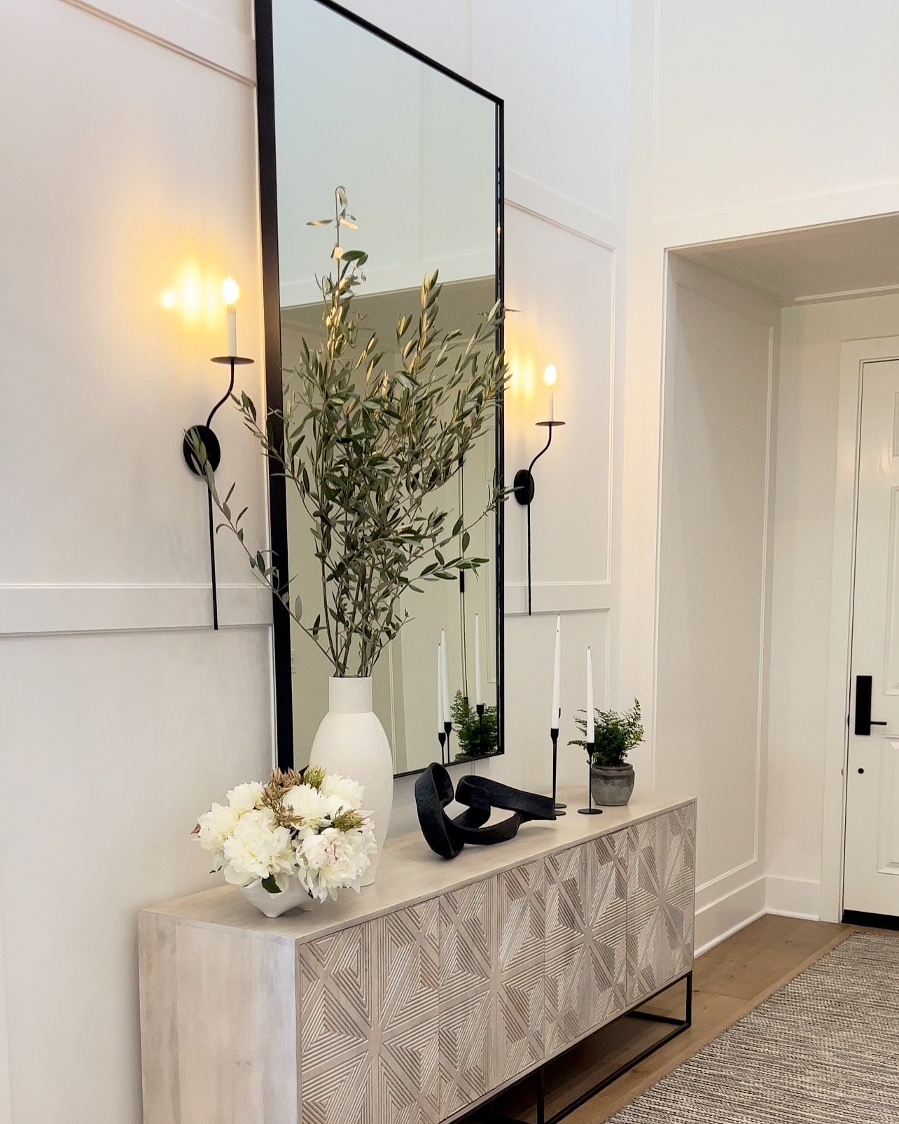 811F546B-8104-43E9-AE37-1F5A913A2D90 copy.jpg