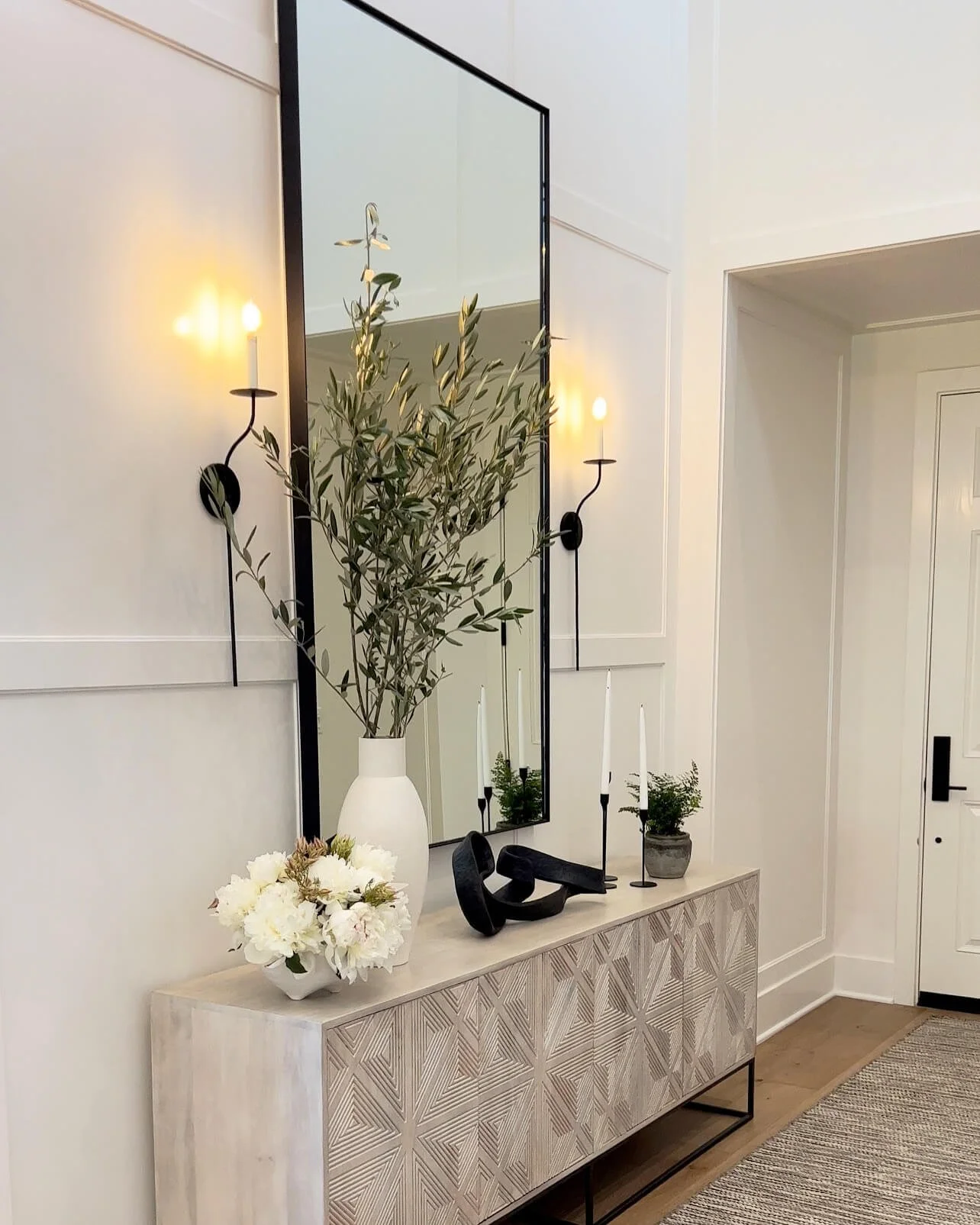 811F546B-8104-43E9-AE37-1F5A913A2D90 copy.jpg