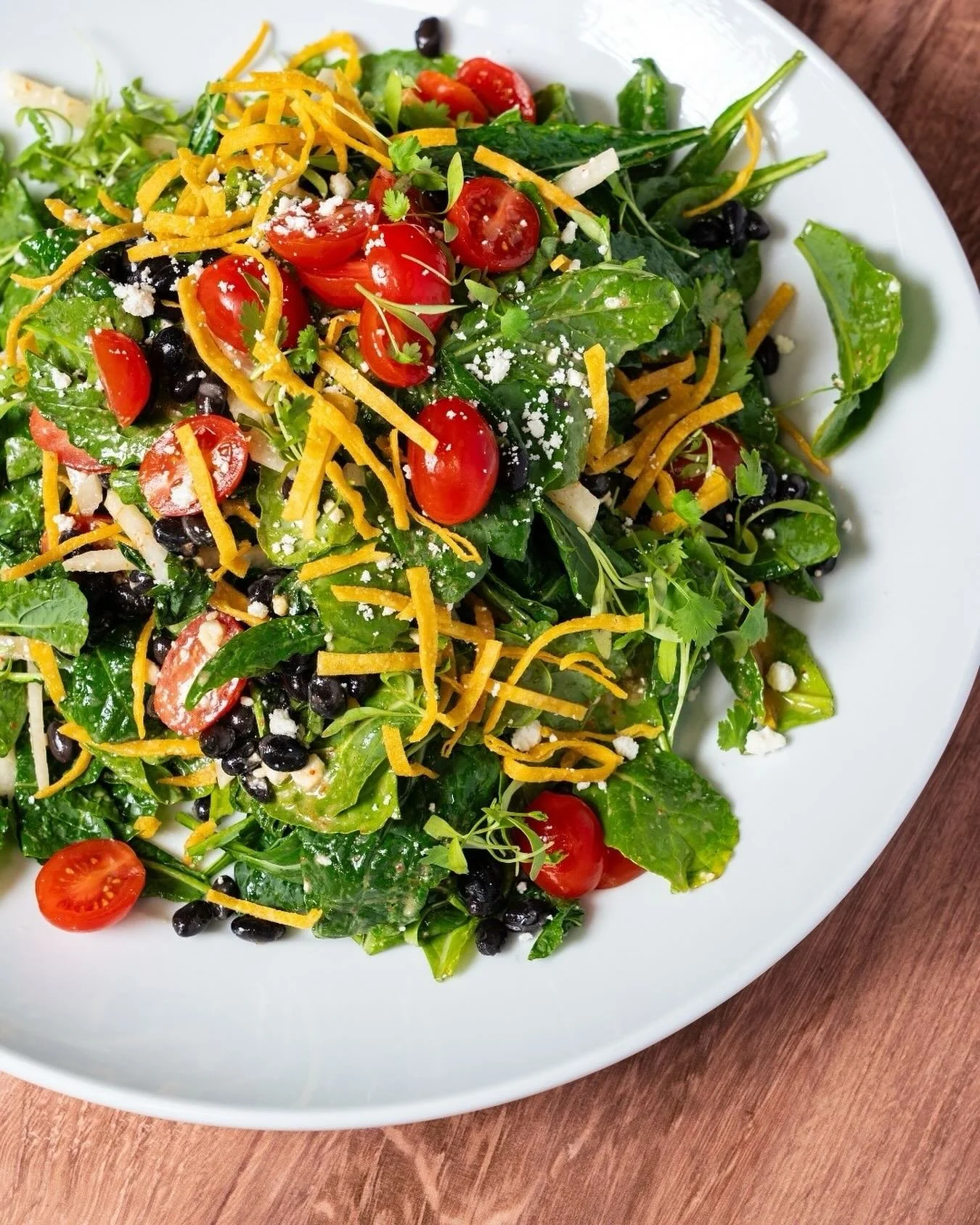 No soggy salads here — just vibrant, fresh flavor in every bite. 🥗 Perfectly dressed, perfectly balanced, and made to impress your team.
#CateringProvisions #FreshEats #CorporateCatering #BayAreaLunch #ChefMade