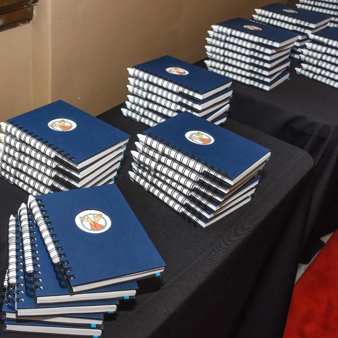Events are a powerful opportunity for thoughtful brand touchpoints. From branded notebooks to signage to packaged treats, every detail is a chance to reinforce your story. When you work with Experient, no thoughtful detail gets overlooked. Ready to e