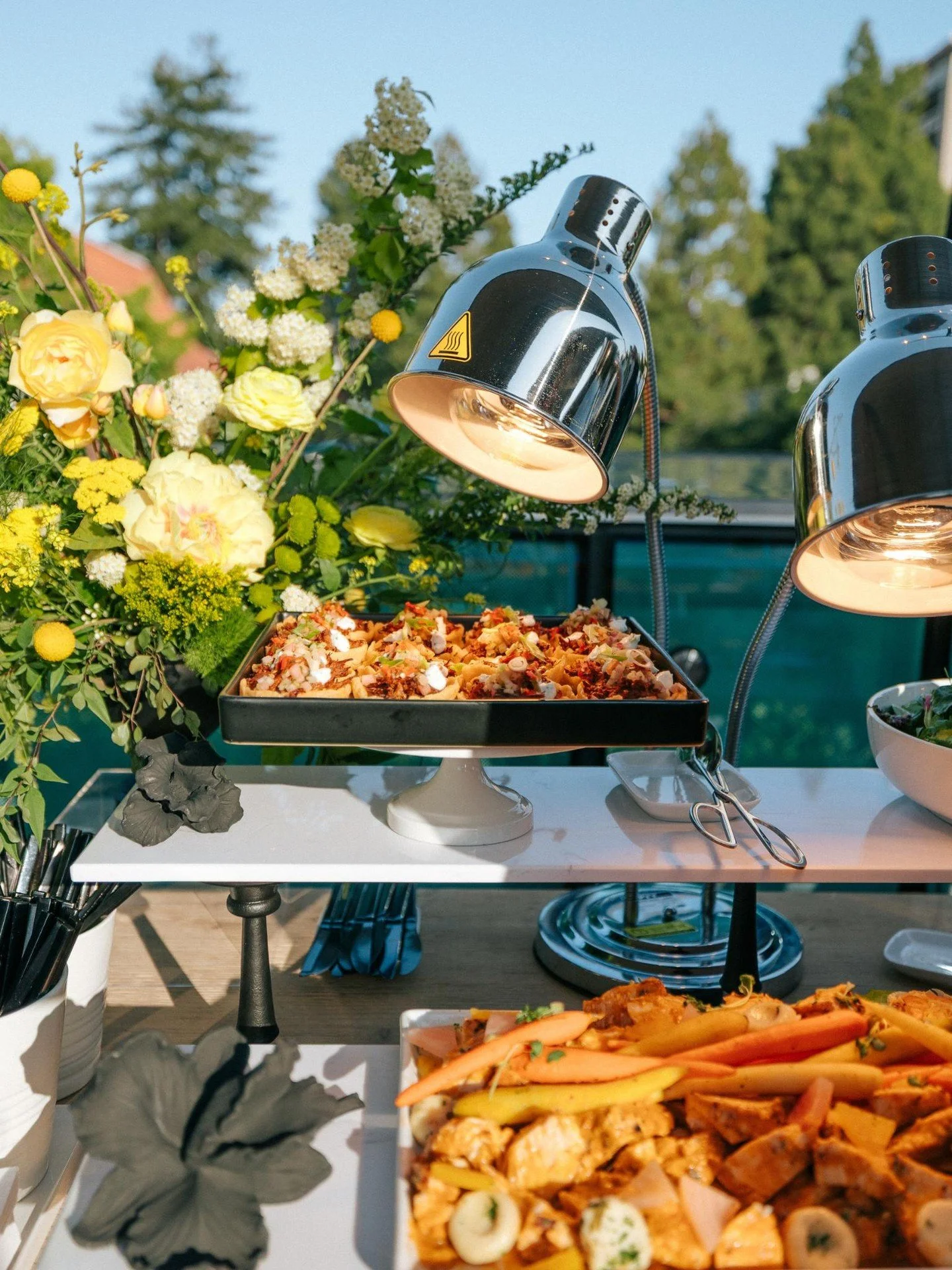 Buffet all day.
ㅤ
A Revel Buffet is always fresh, dynamic, and tailored to your event.
ㅤ
Enjoy beautiful presentations and let your guests explore at their own pace. Plus, they can always go back for seconds if they discover a new favorite!
ㅤ
What wo