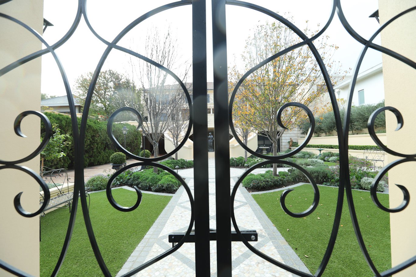 garden-insight-landscape-design-applecross-gate.jpg