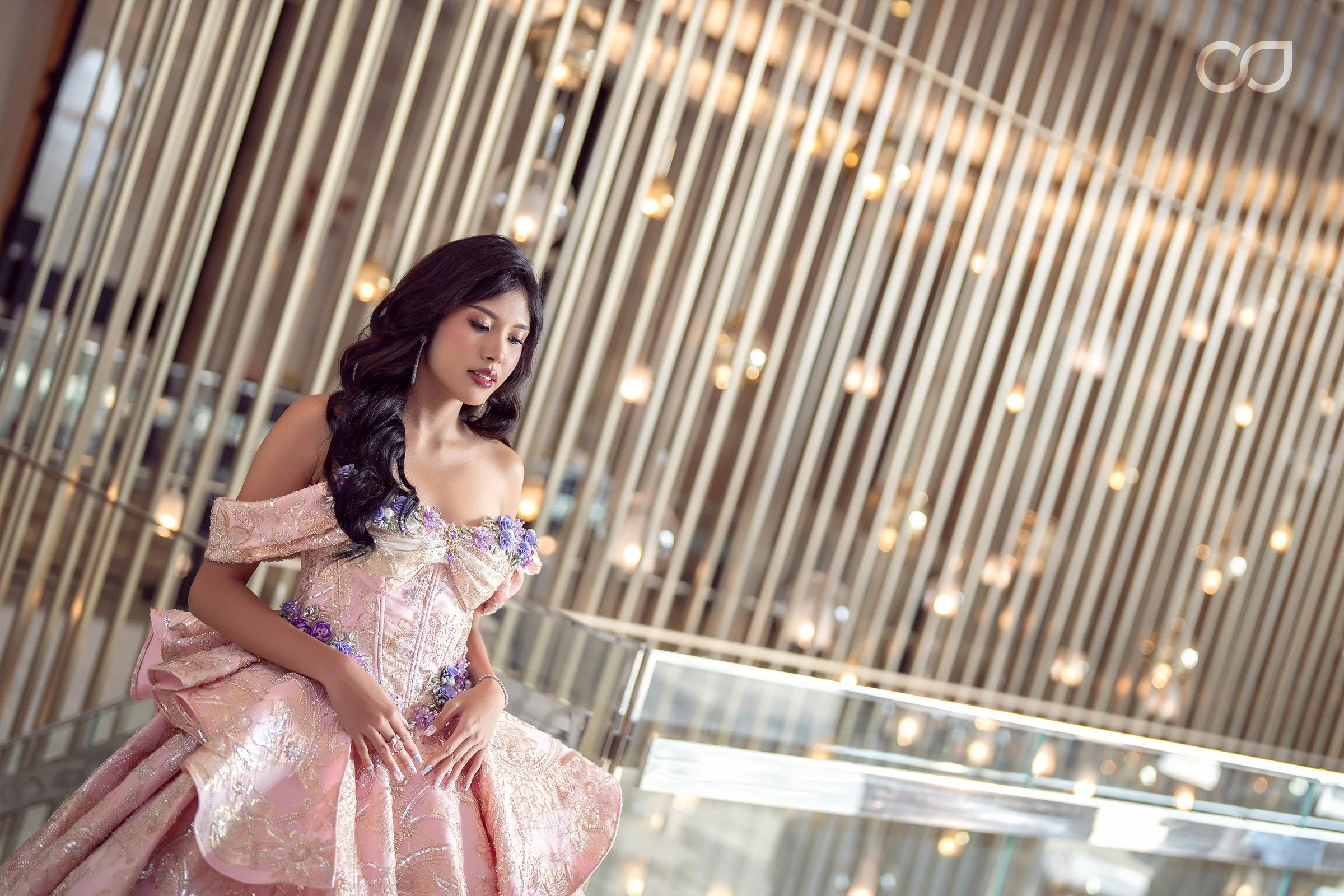 Ashley’s : Debut Event