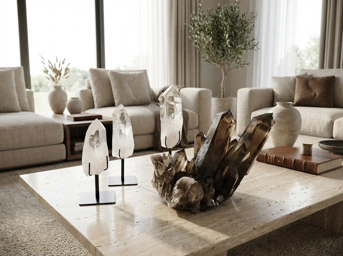 I am opening a limited number of artistic collaborations in Belgium...

These involve the creation of temporary Mineral Atmospheres
within private, light-filled residences.

Each installation is conceived as a site-specific presence, created in dialo